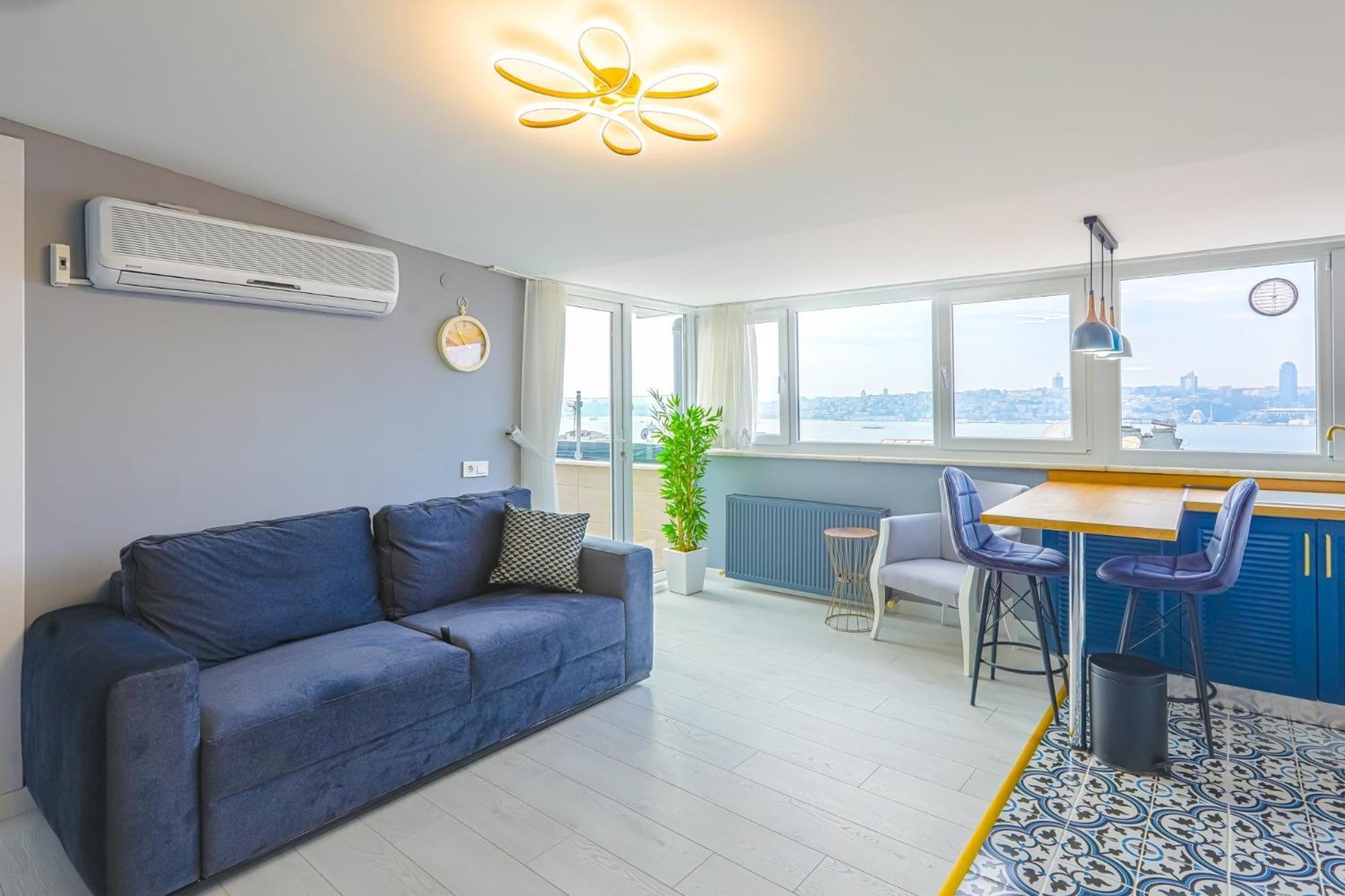 Lovely Flat 500 M To Uskudar Ferry Station *
