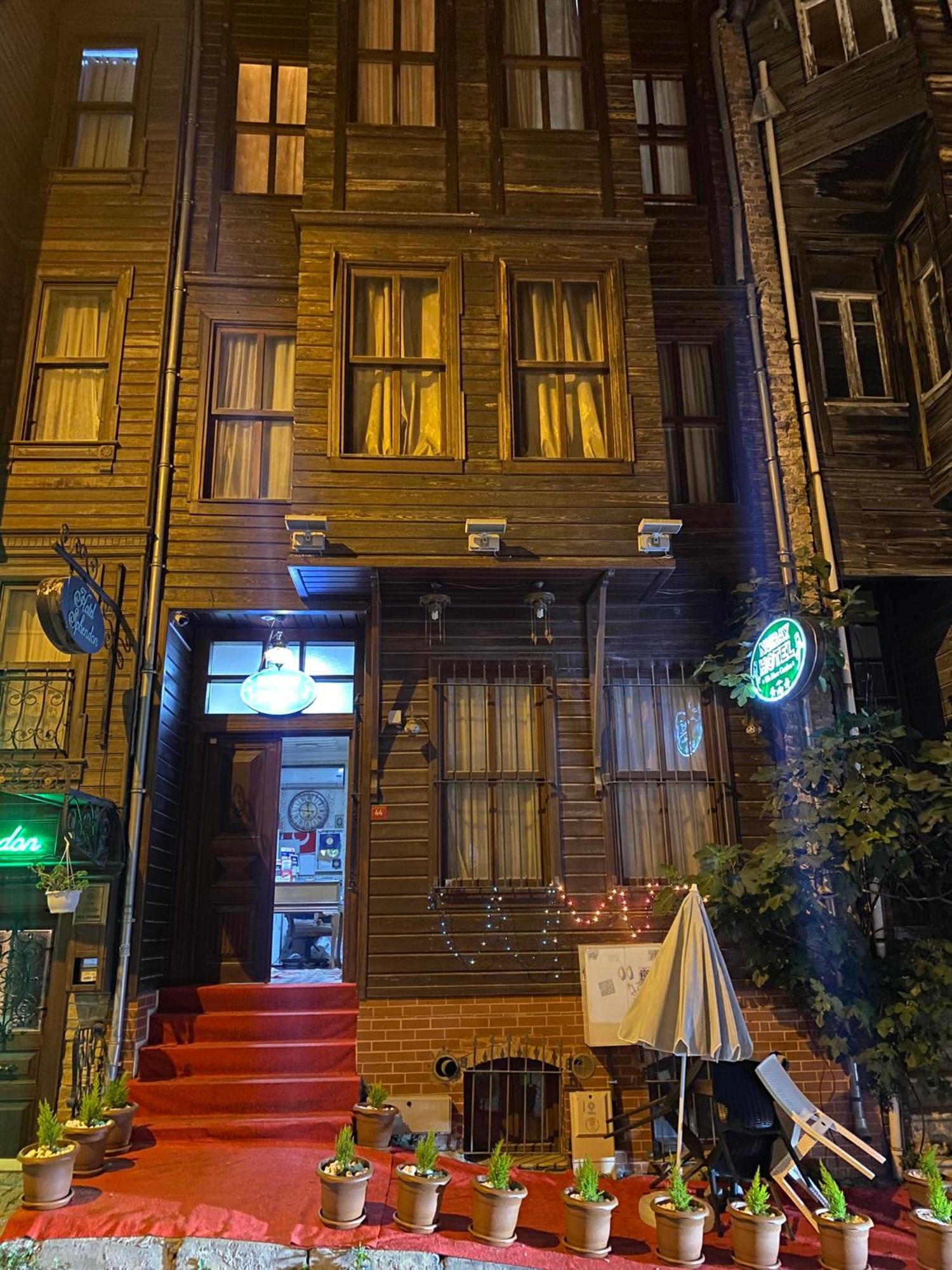 Nuray Istambul