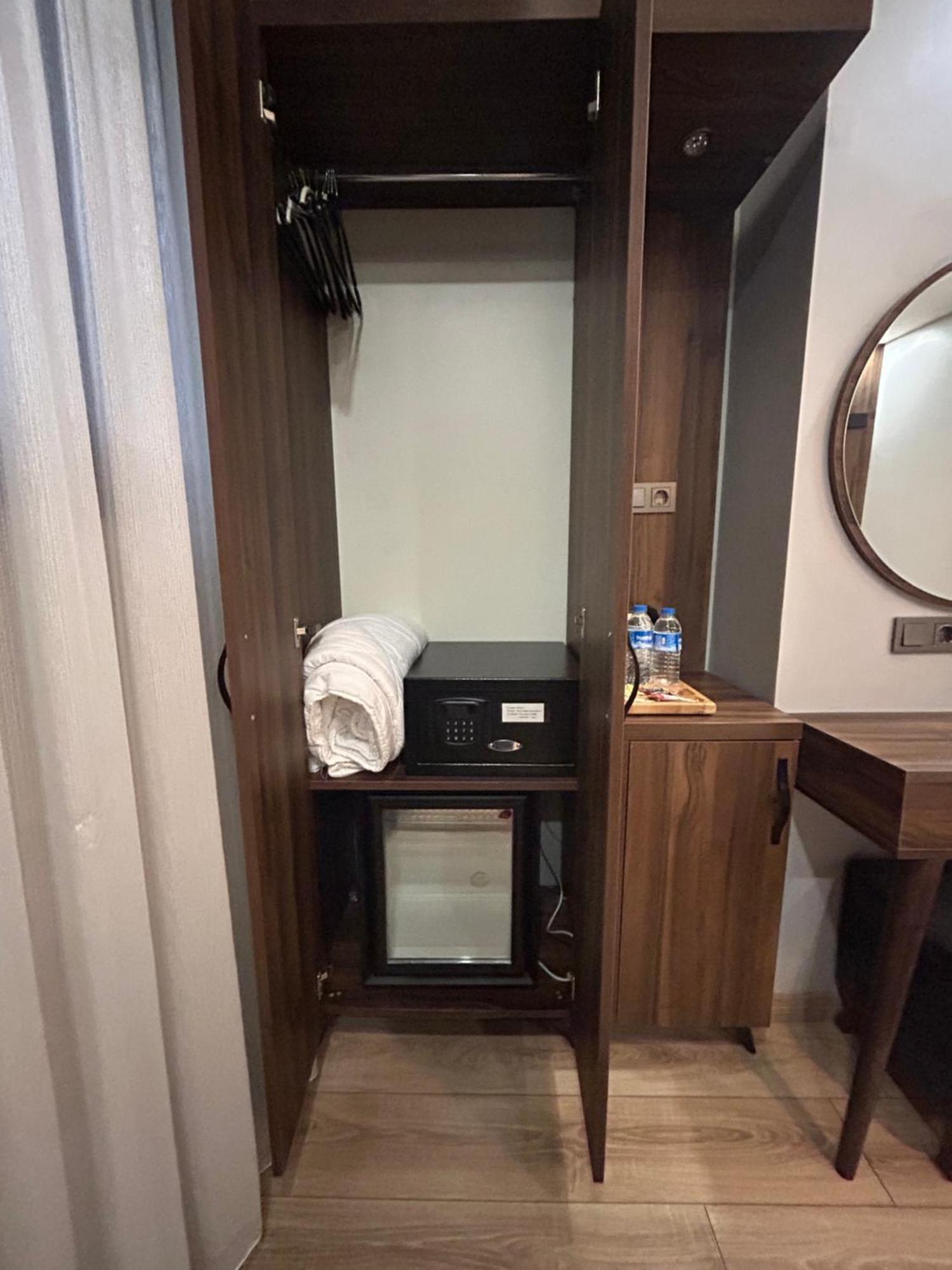 Basilissis Hotel 3*