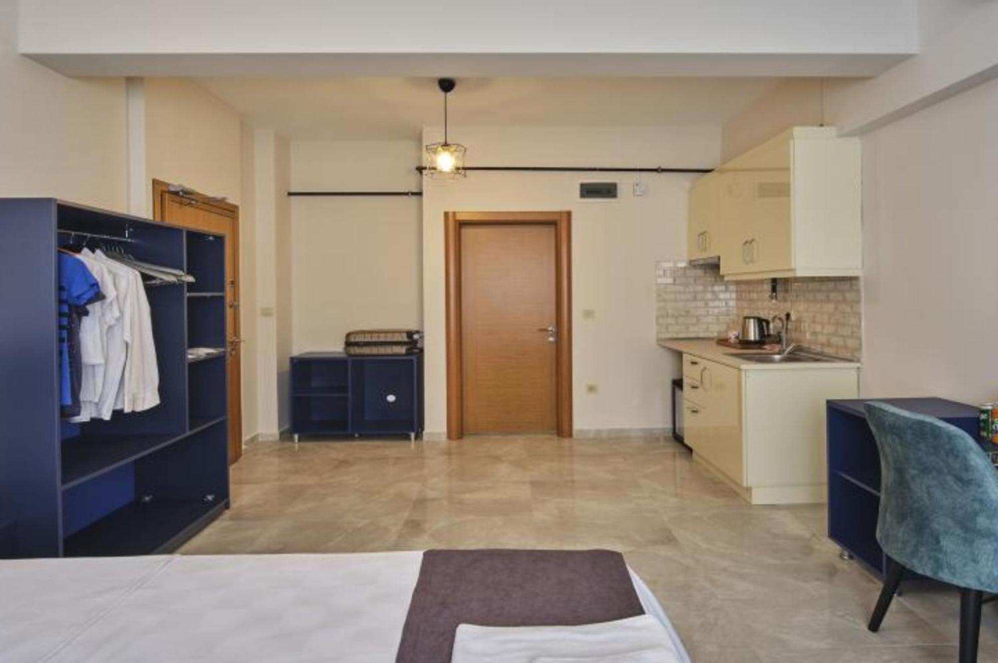 Hotel Mini 3*