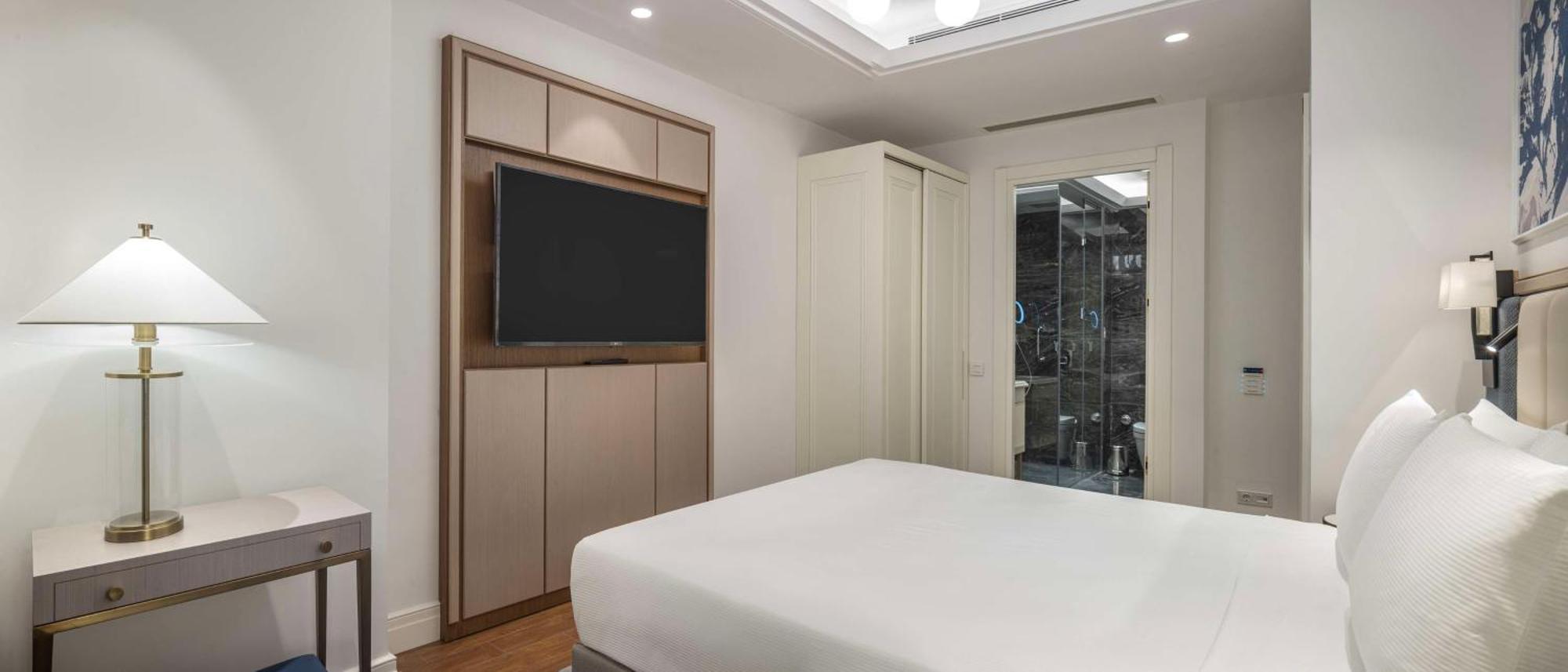 Hilton Mall Of 5*