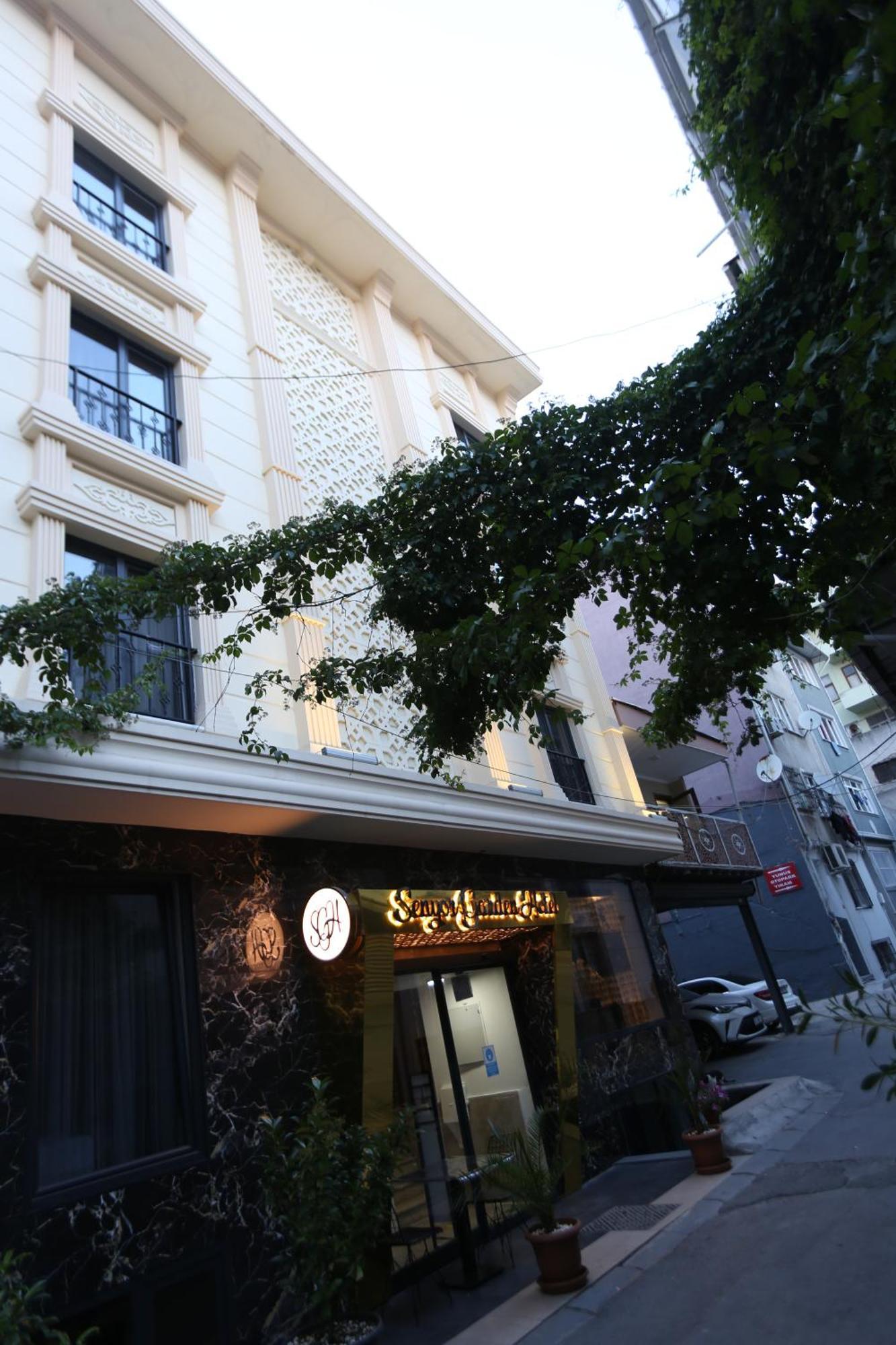 Hotel Senyor Garden