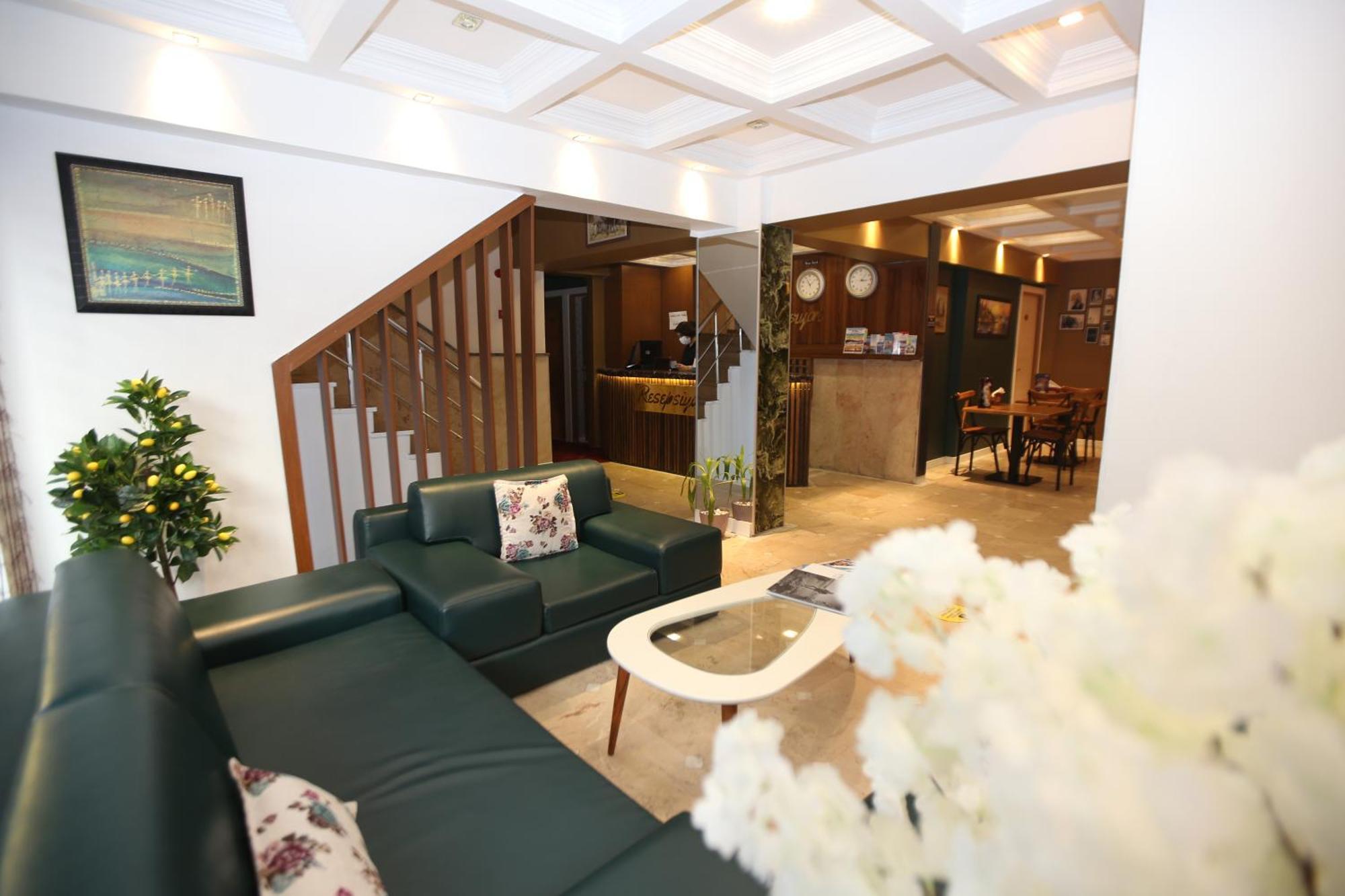 Hotel Senyor Garden