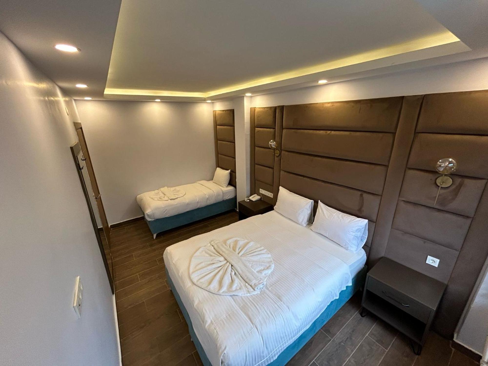 Hotel Hira