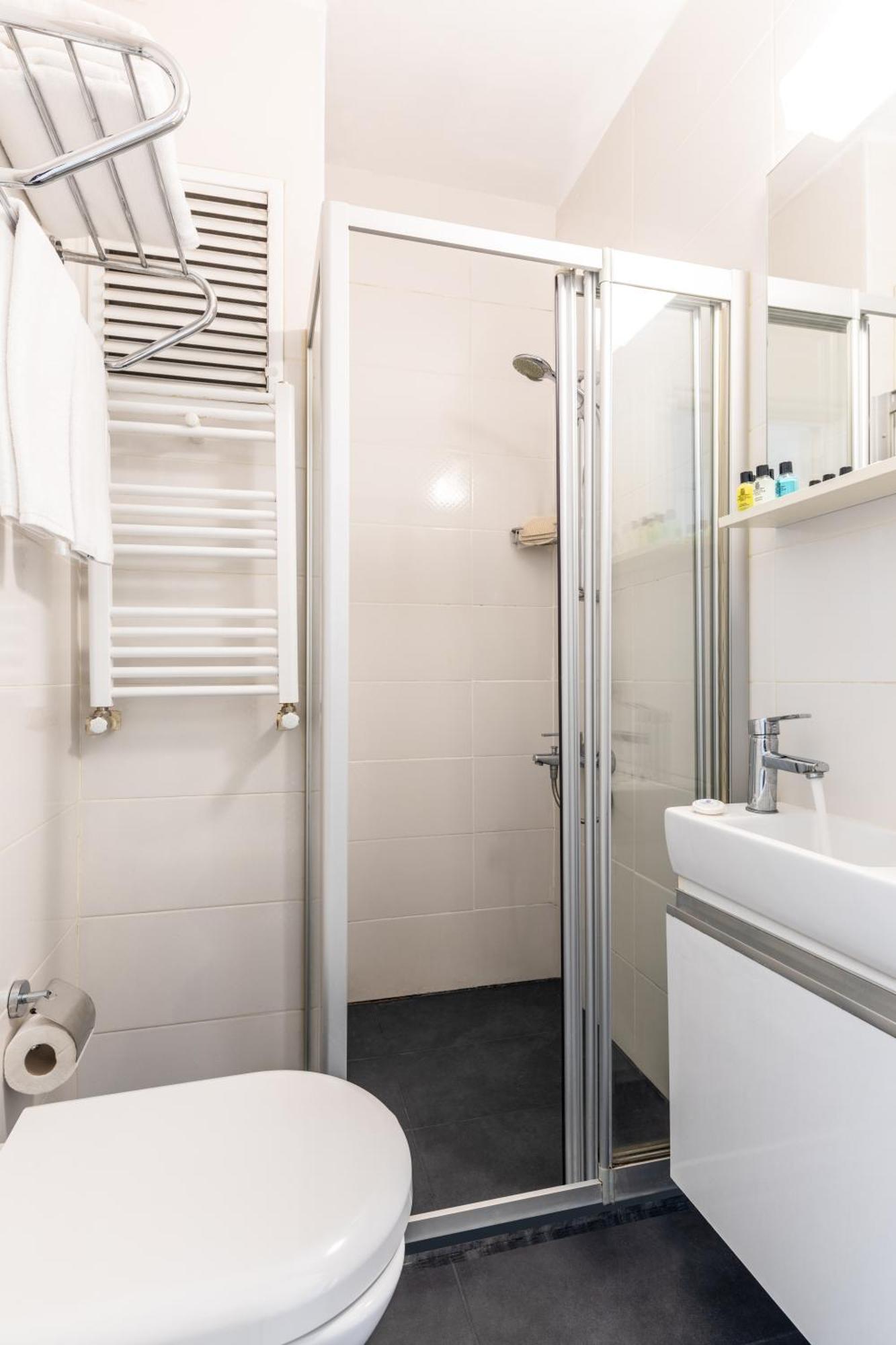 Hotels And Suites Platine
