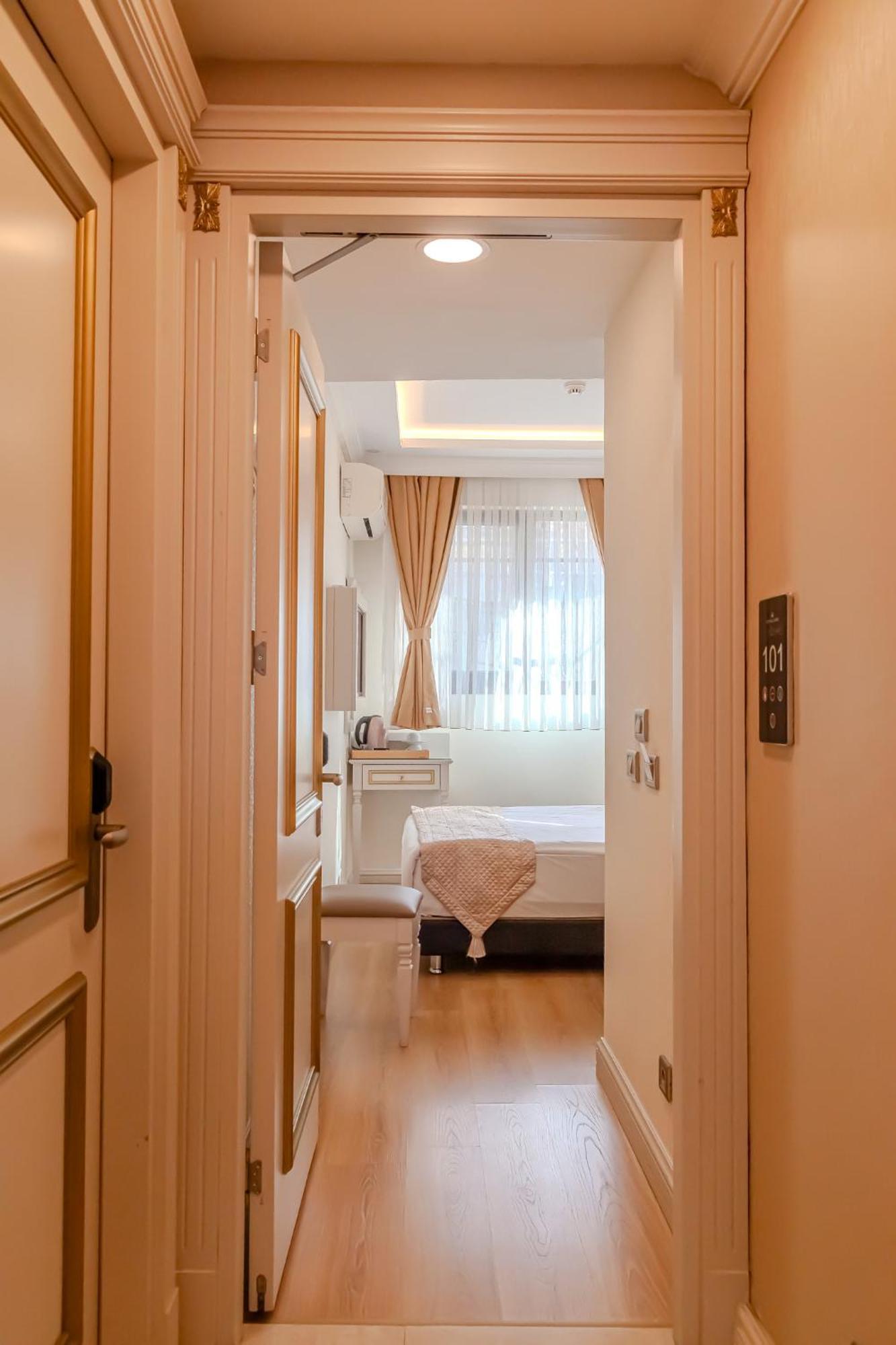 Hotel Hall Sultanahmet 3*