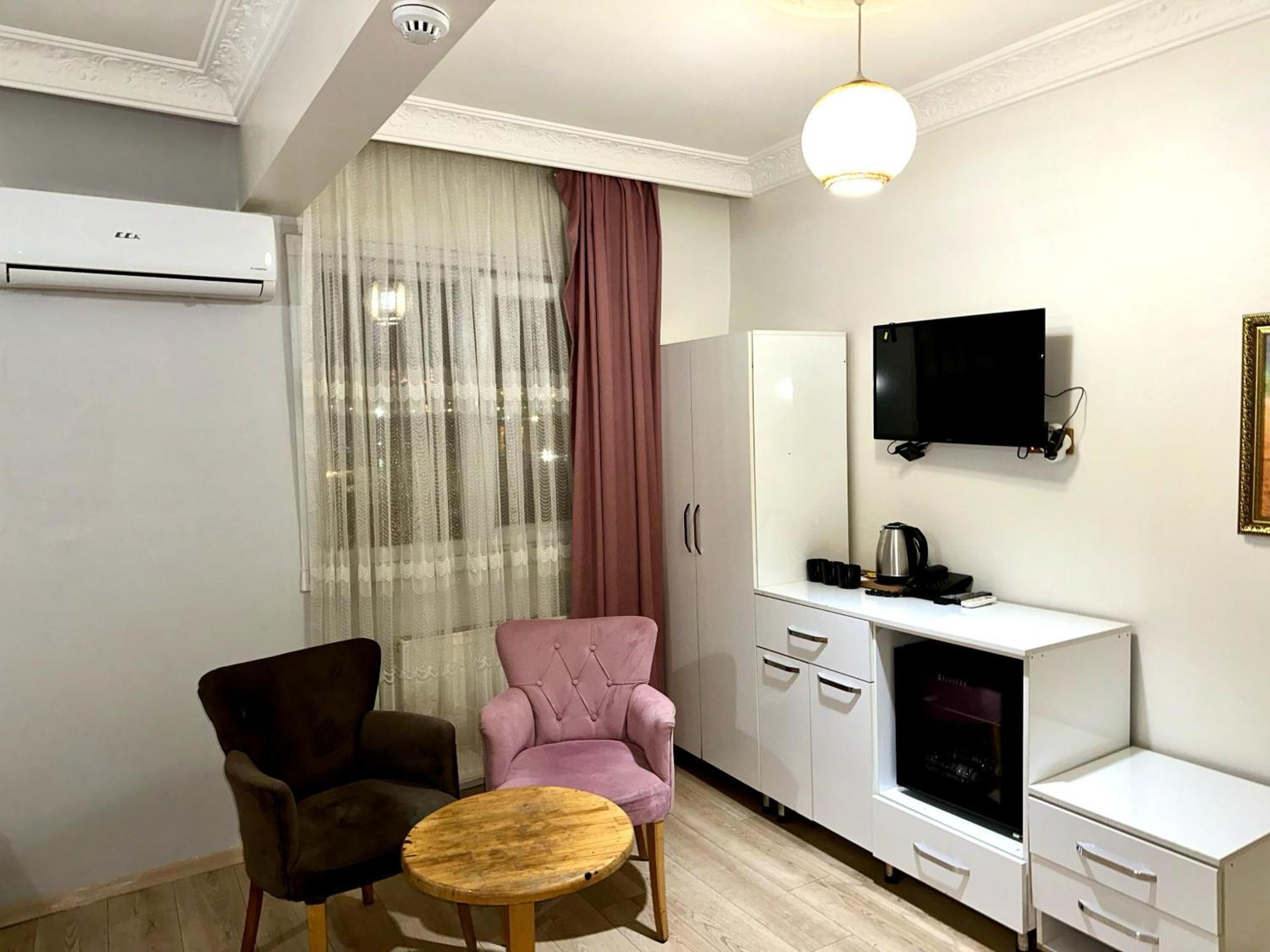 Hotel Avrasyaqueen *