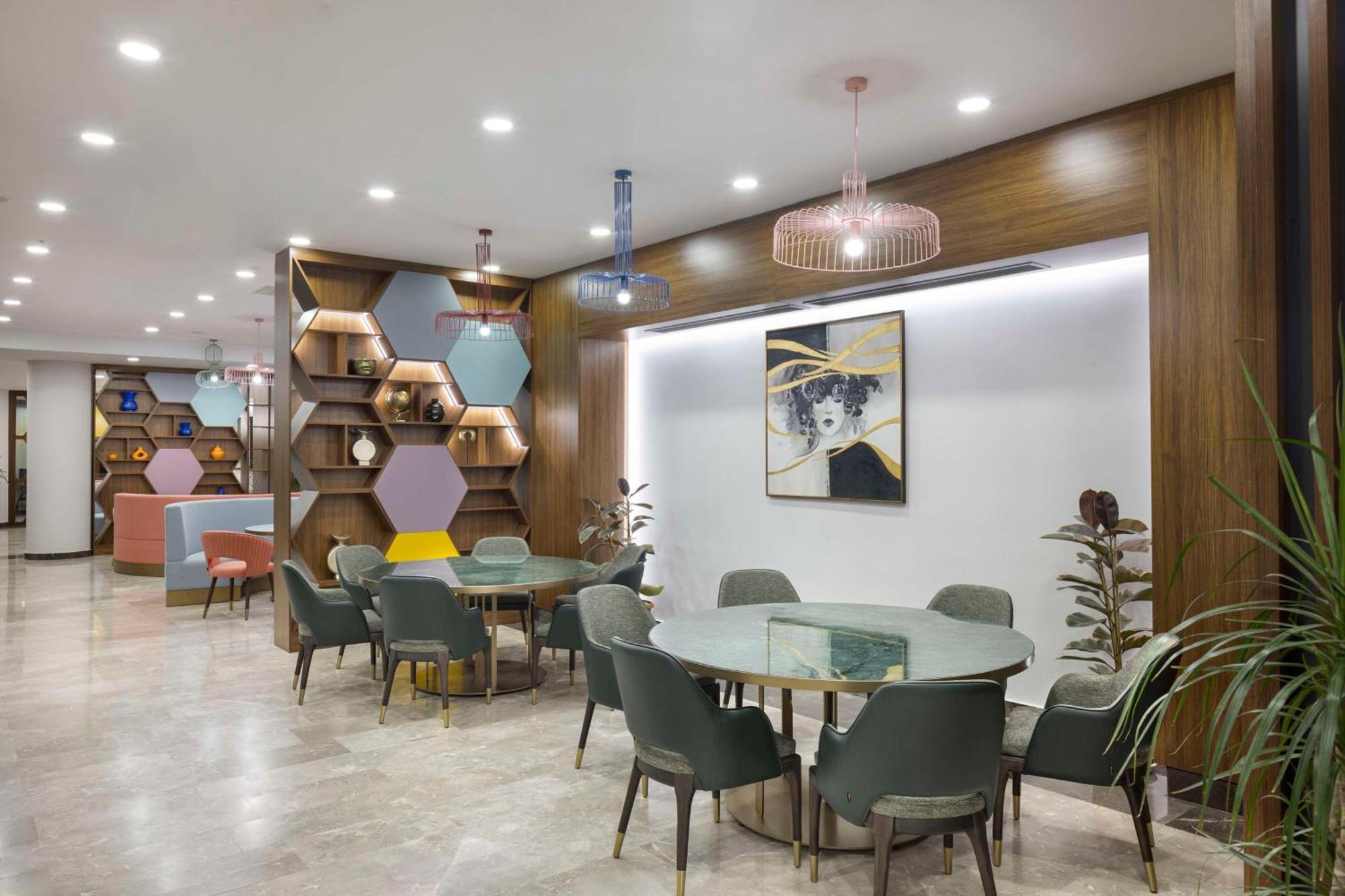Hampton By Hilton Airport, Arnavutkoy Hotel