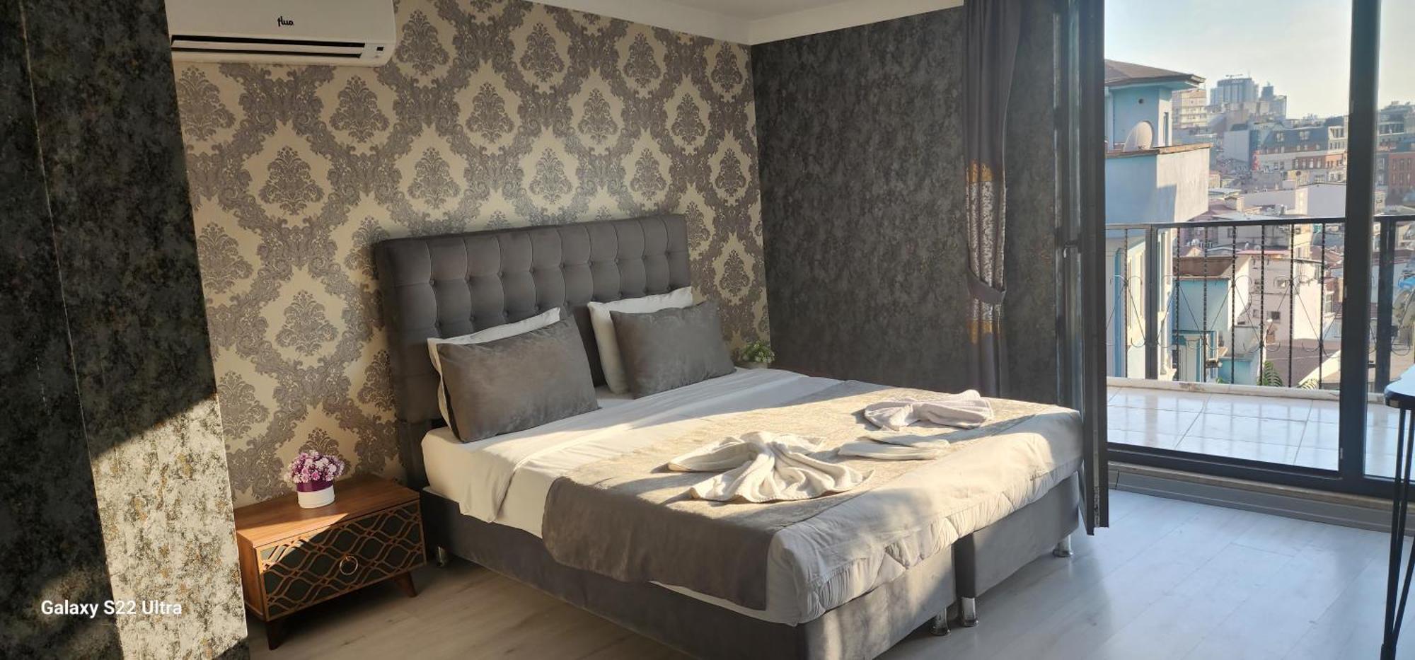Taksim Royal & Aparthotel