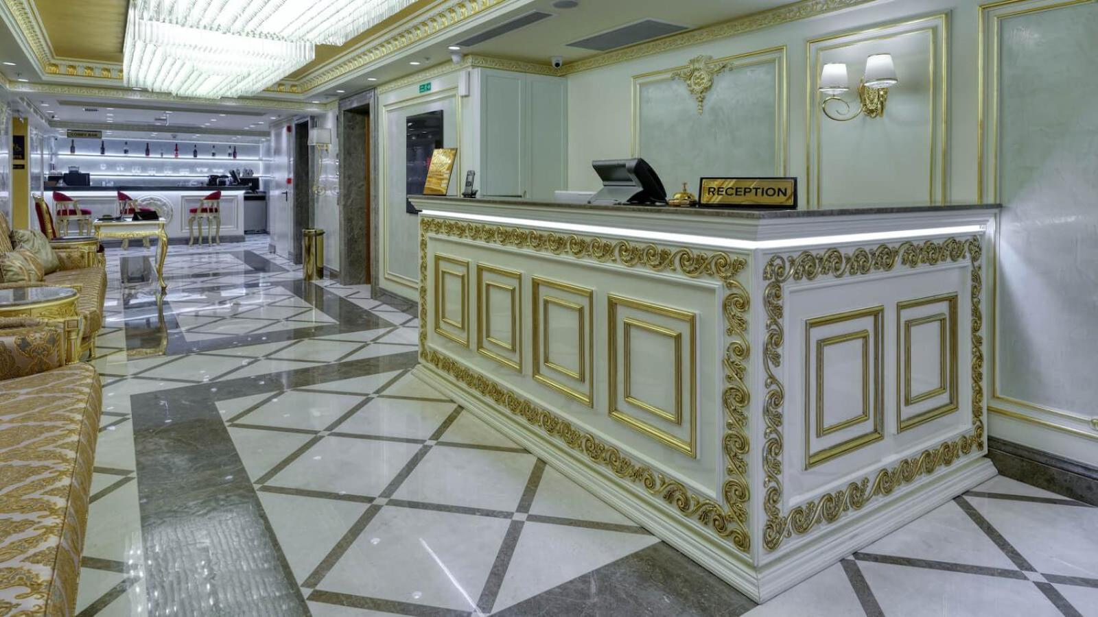 Dekalb Hotel *