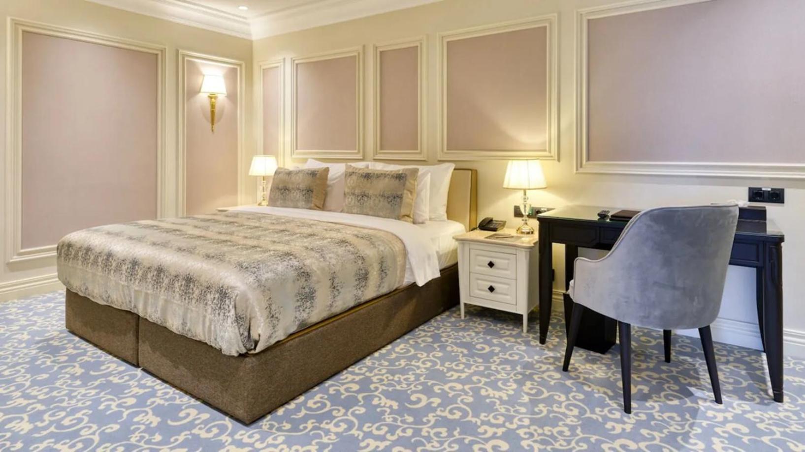 Dekalb Hotel Istanbul