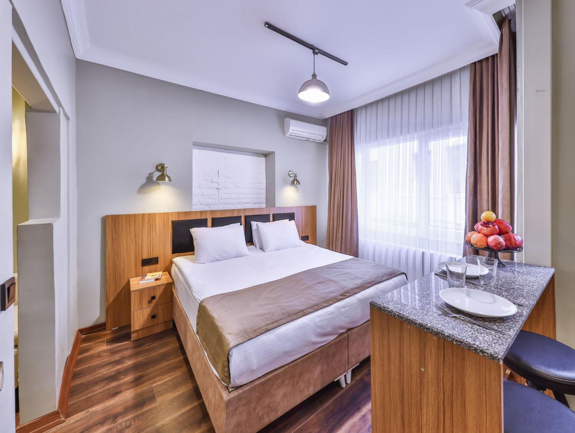 Hotel Ongalata *