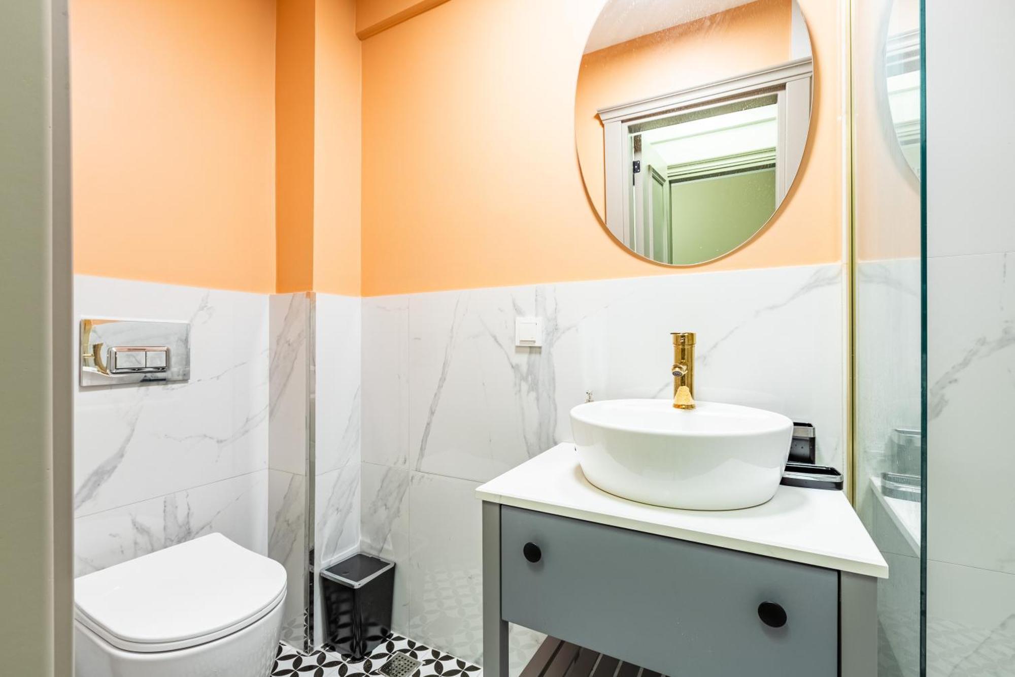 Kiztasi Apartments-orange And Blue * Istanbul