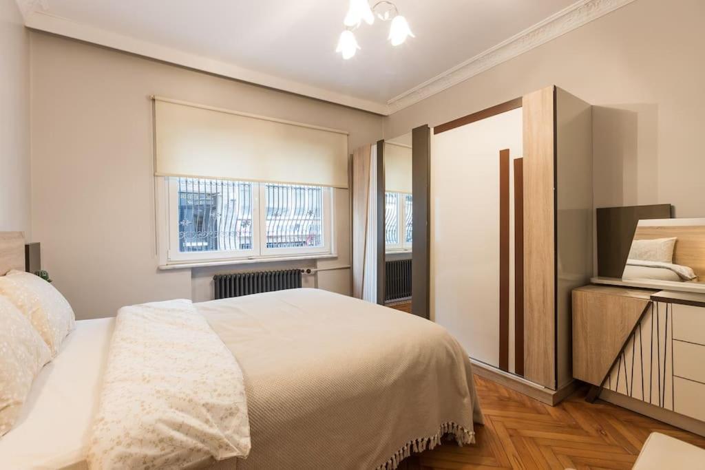 Luxury & Spacious 1br Near Cvk Bosphrous Taksim *