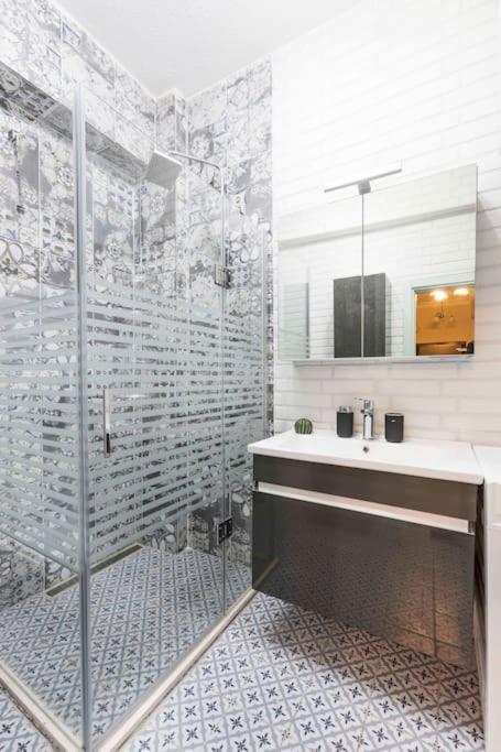 Luxury & Spacious 1br Near Cvk Bosphrous Taksim *