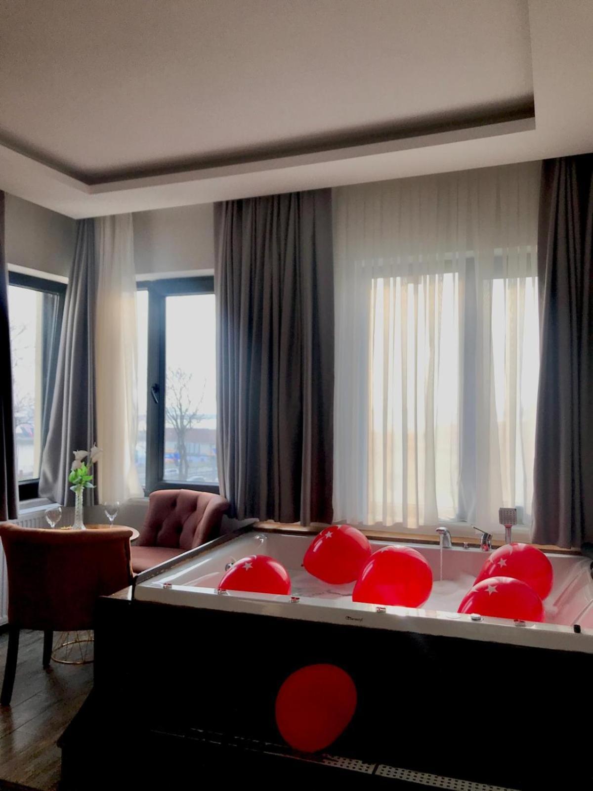 Otel Newalla Old