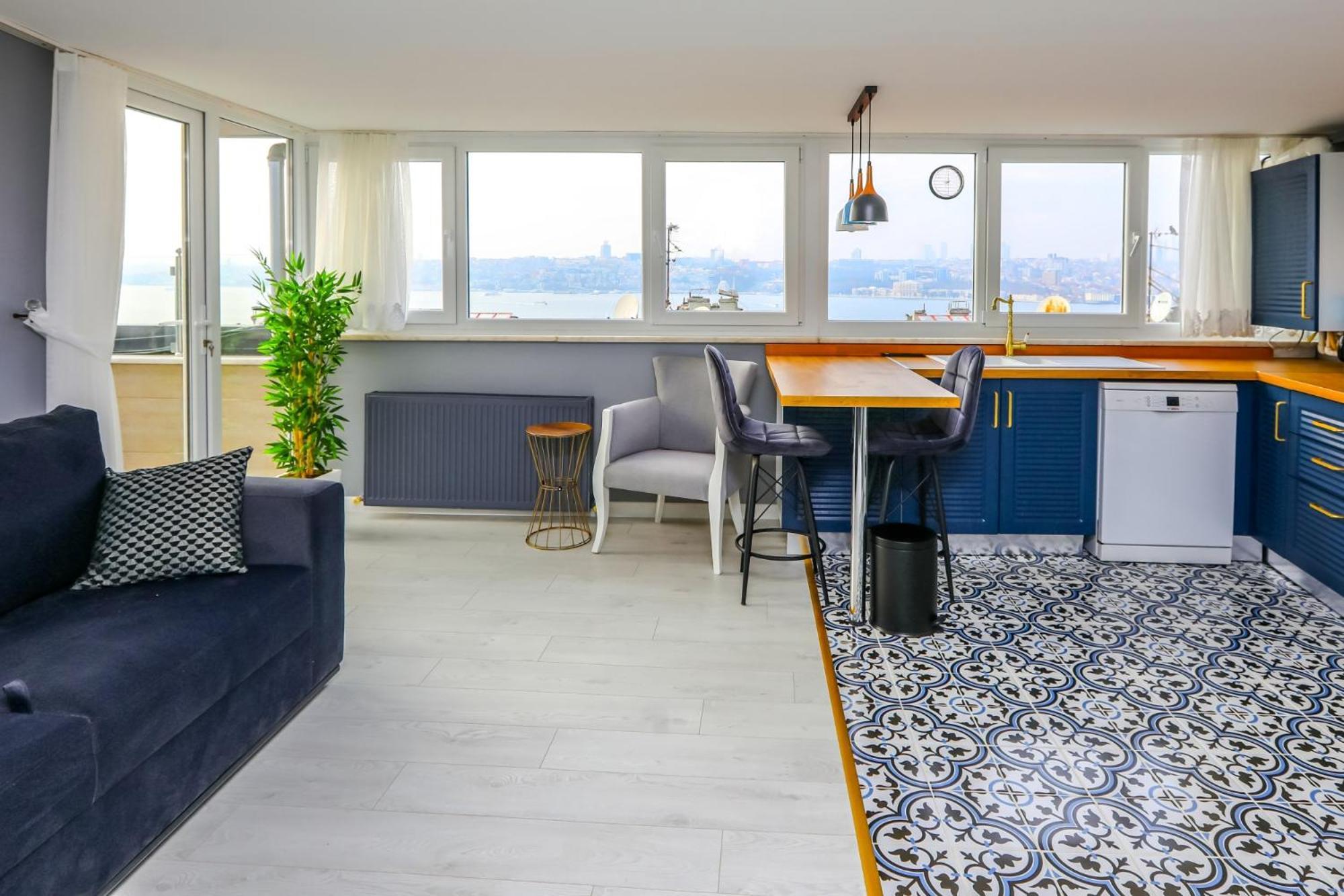 Lovely Flat 500 M To Uskudar Ferry Station Daire *