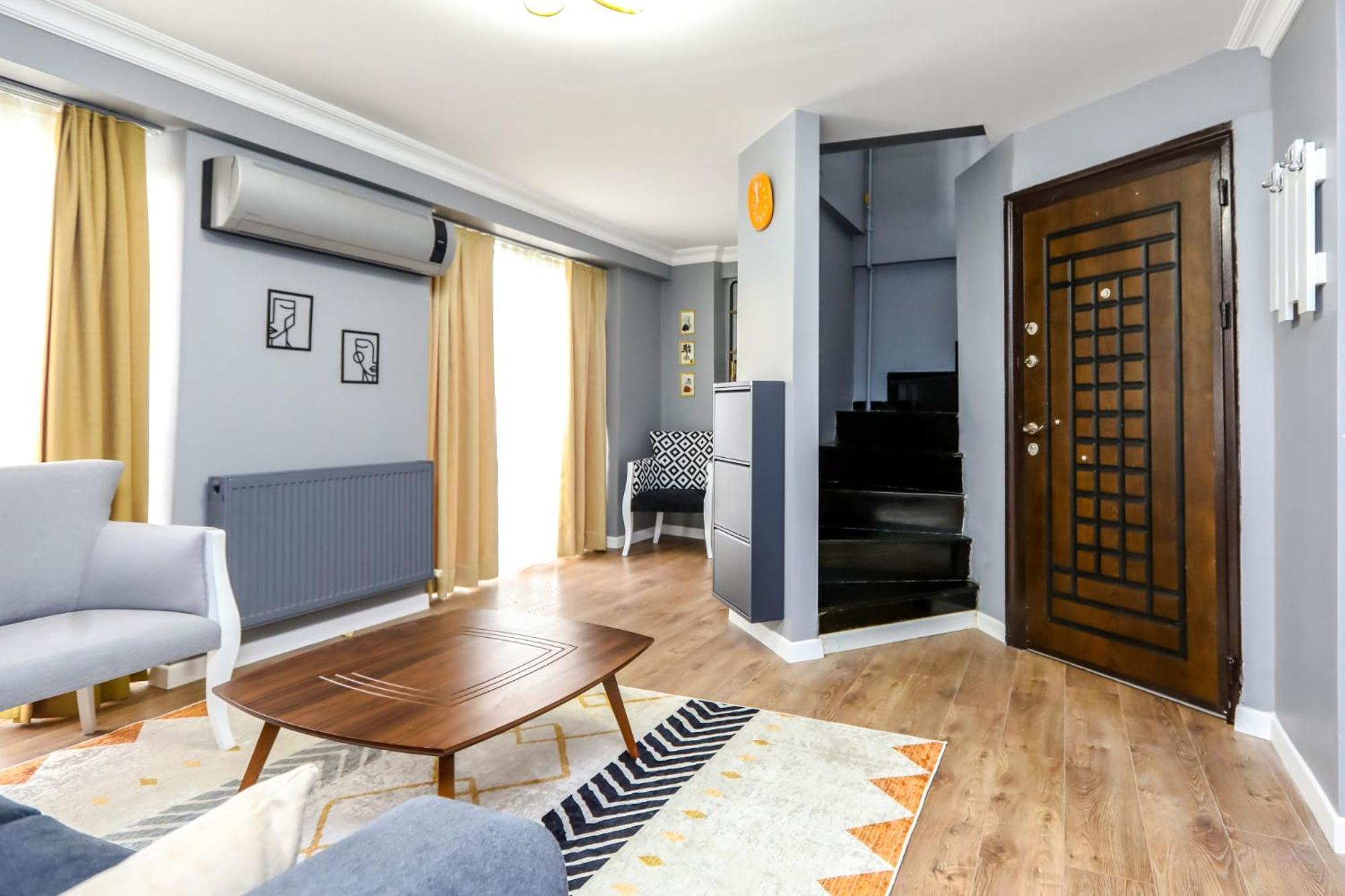 Lovely Flat 500 M To Uskudar Ferry Station Daire *