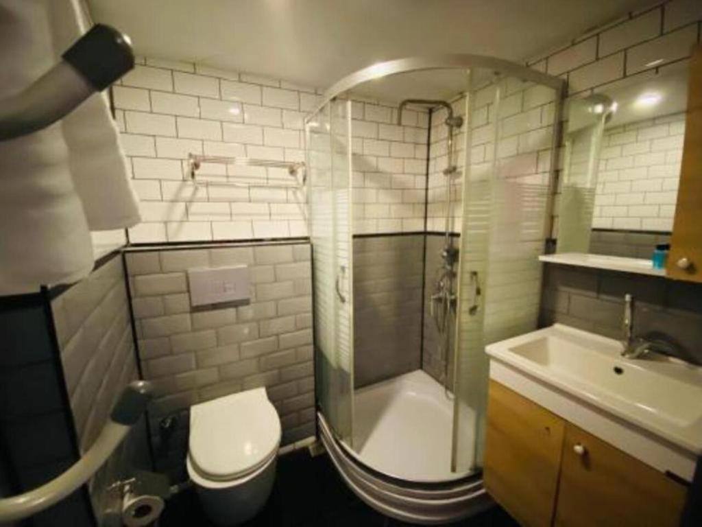 Hotel The Newprince Taksim 3*