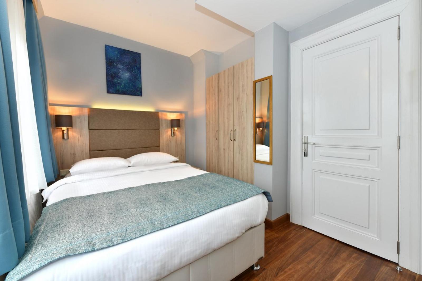 Andi Hotel 2*