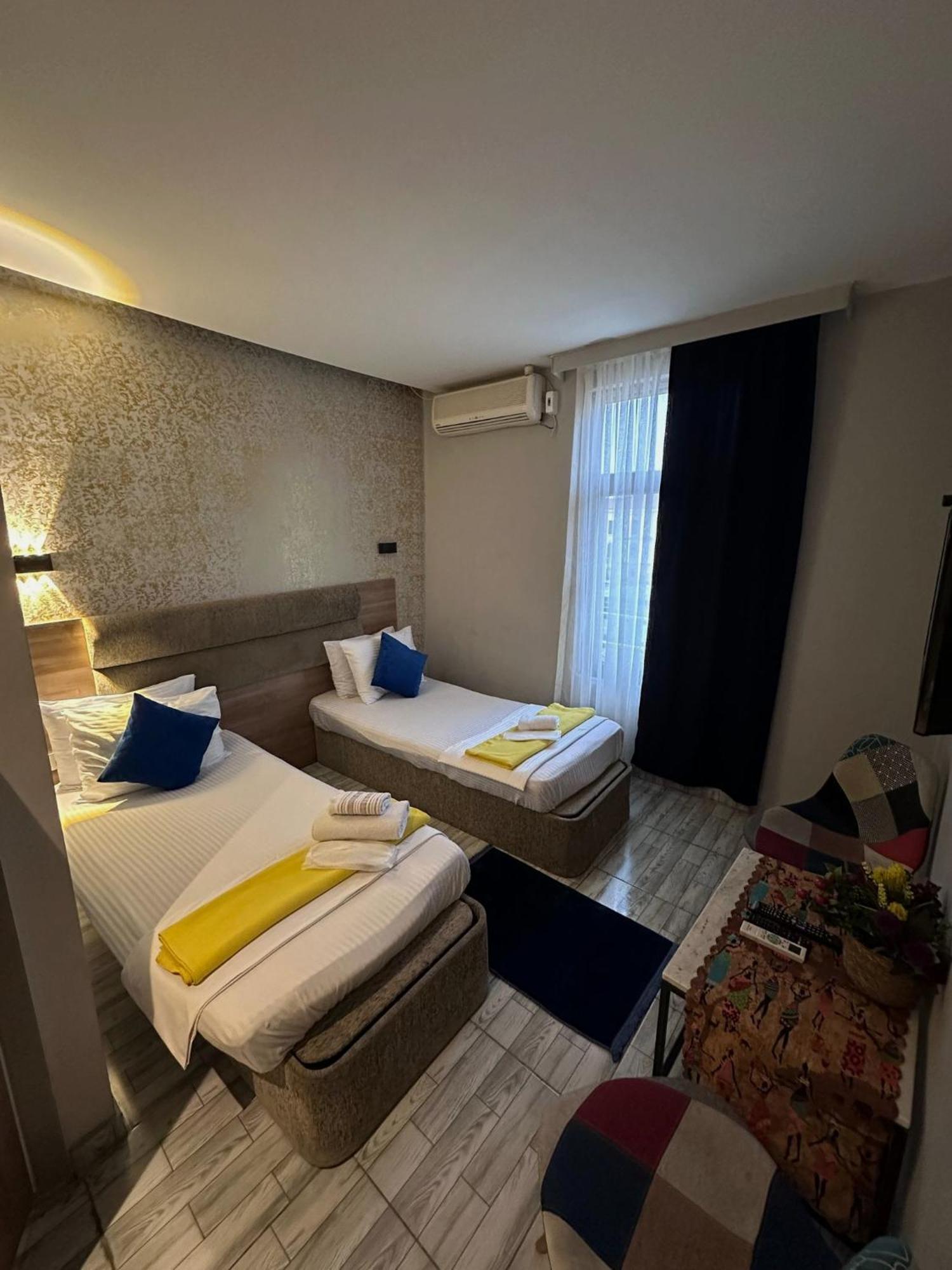 Apartment Mayata Pera *