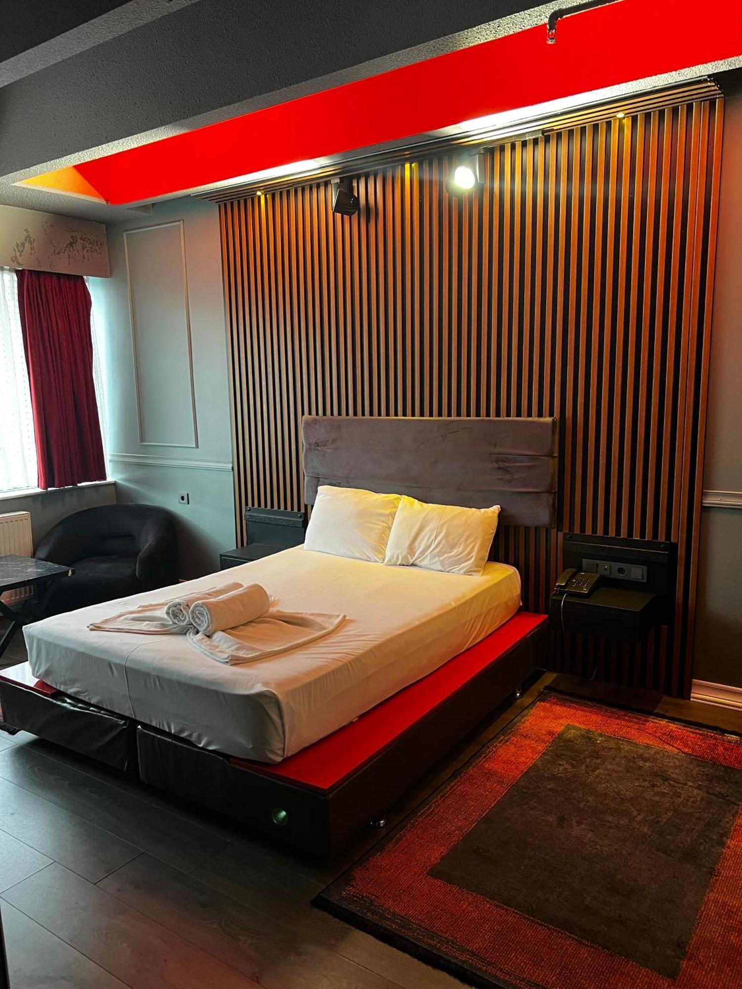 Hotel Lider *