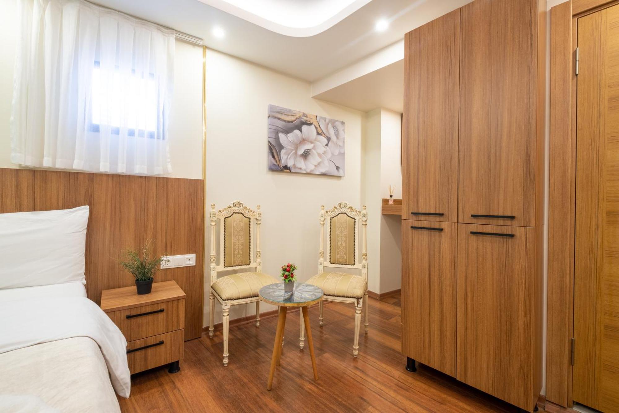 Istanbulites Hotel