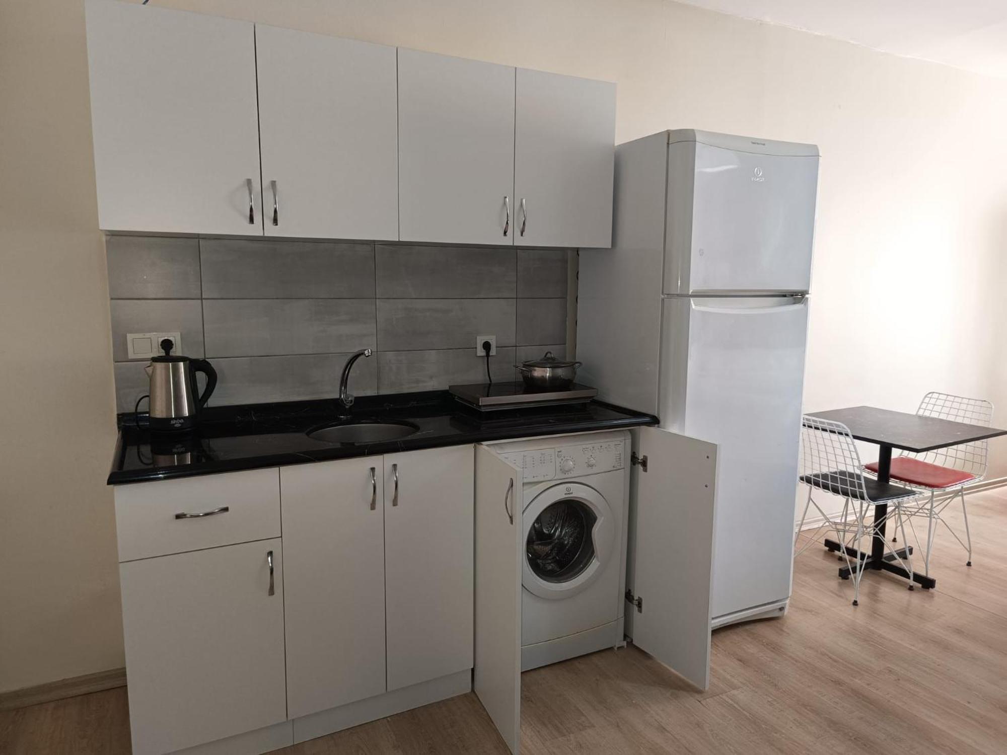 White Crown Ve Yasam Merkezi Aparthotel Istanbul