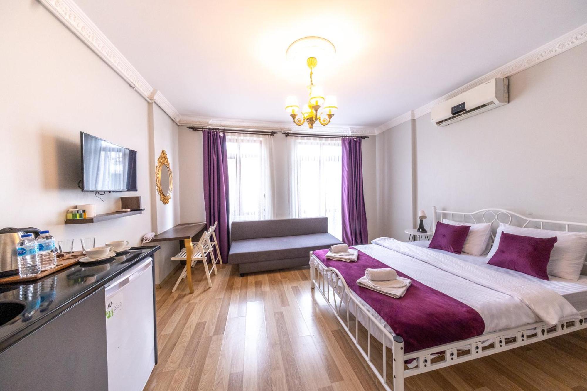 The Luxury Frame Suites Hotel