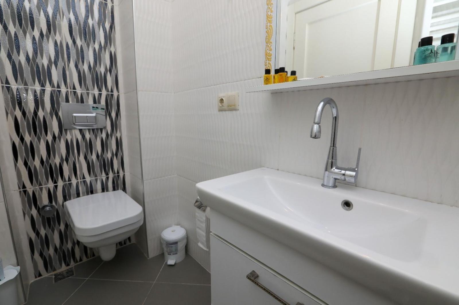 Apartment Magnolia Hause With Terrace 200 Meters From Taksim Istanbul