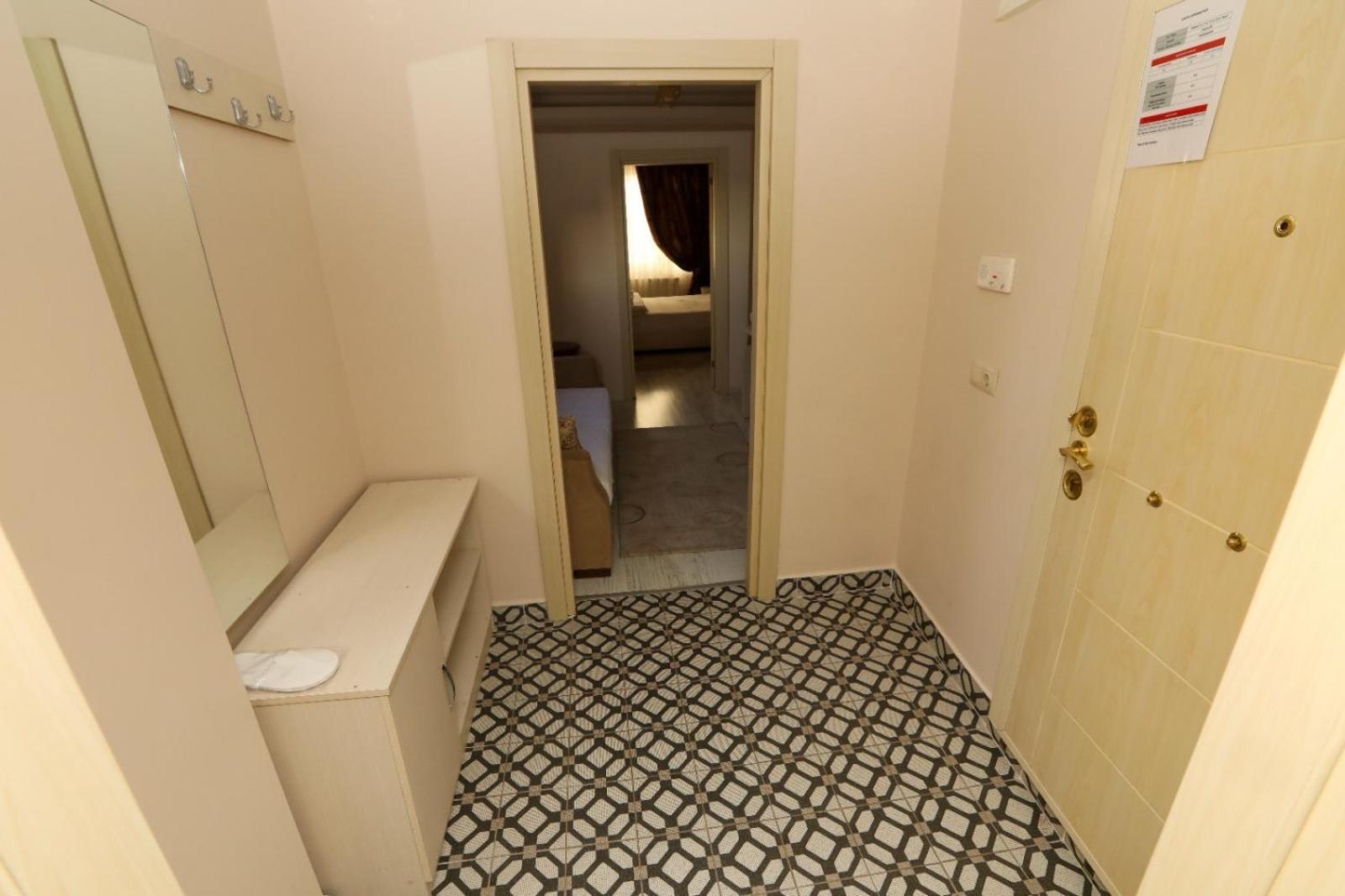 Magnolia Hause With Terrace 200 Meters From Taksim