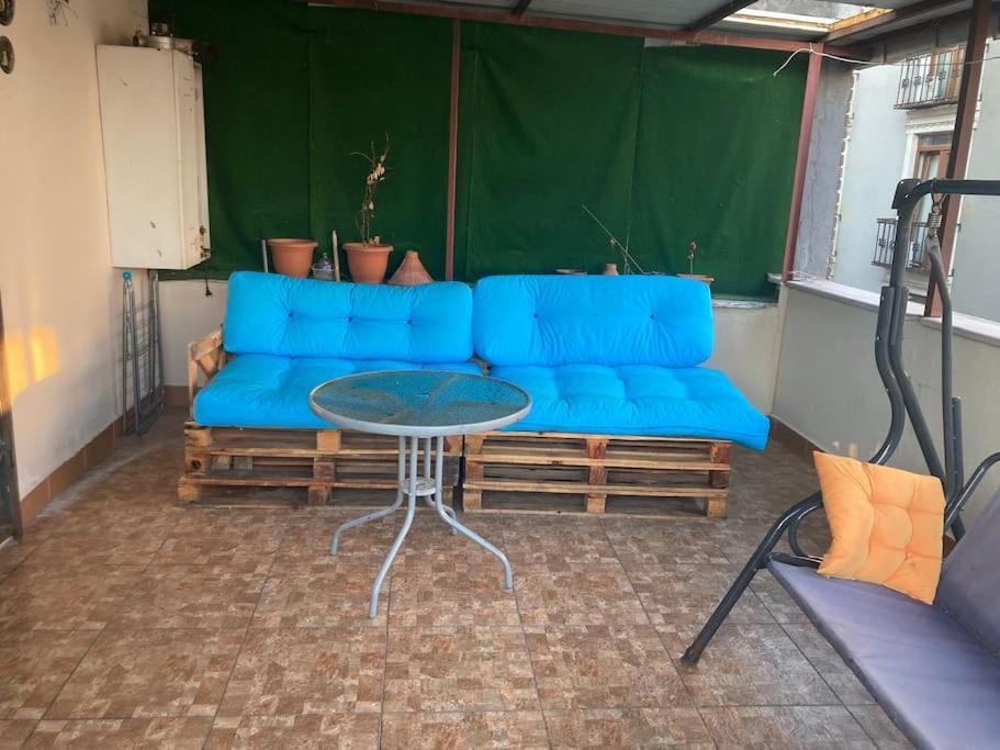 Apartment Magnolia Hause With Terrace 200 Meters From Taksim Istanbul