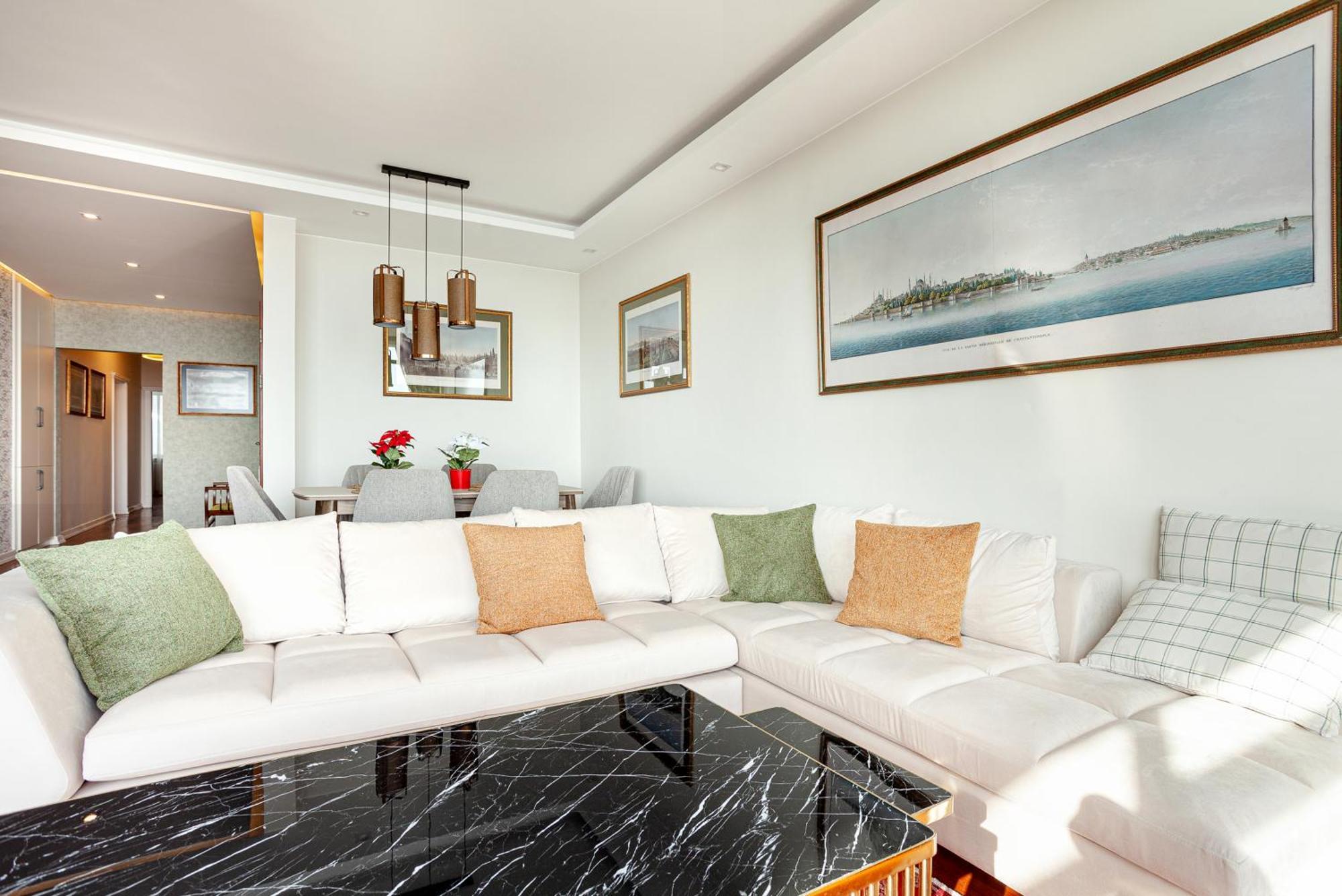 Signature Luxury At Galataport / Emre 09