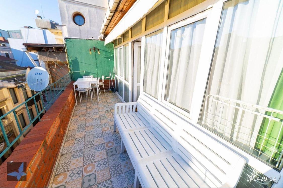 Taksim Funhouse Apartment Istanbul
