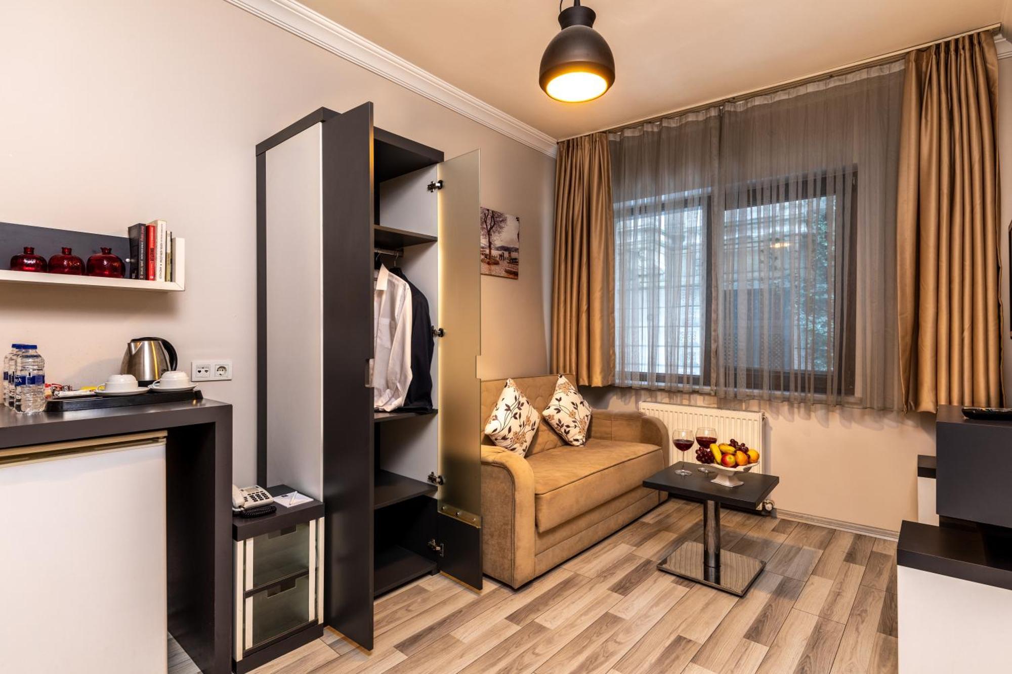 Otel Hotels And Suites Platine İstanbul