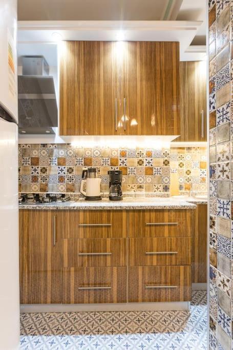 Luxury & Spacious 1br Near Cvk Bosphrous Taksim Apartment *