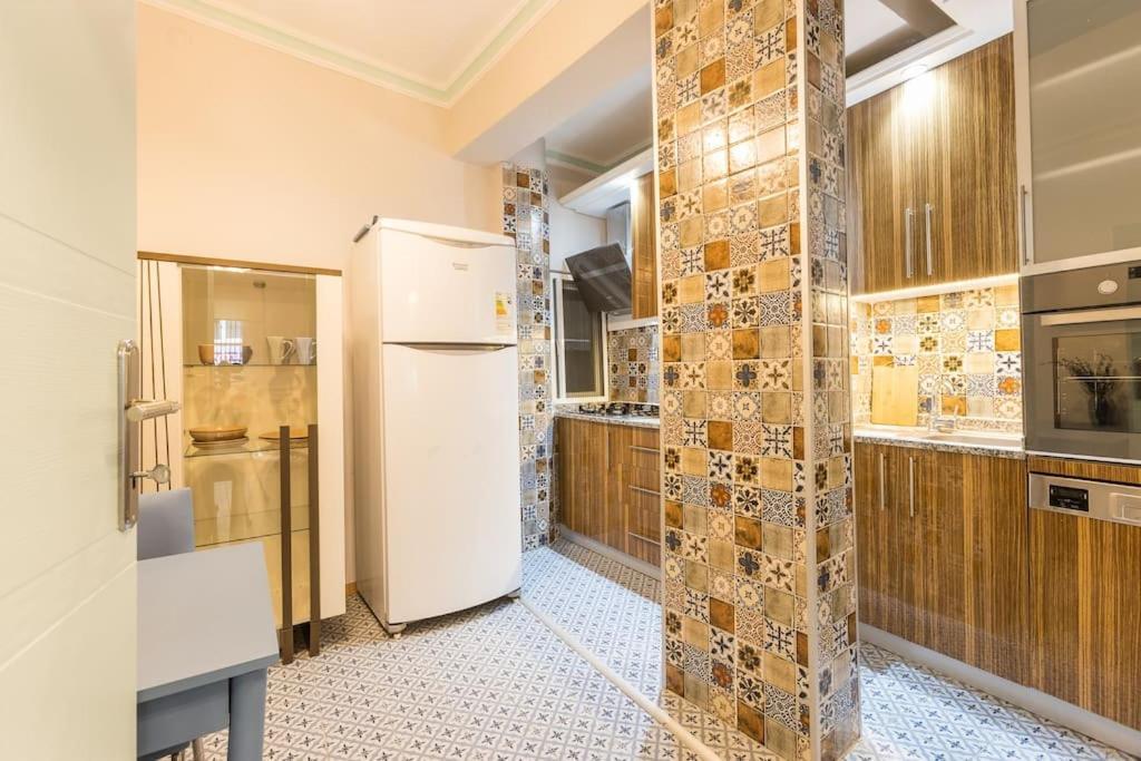 Apartment Luxury & Spacious 1br Near Cvk Bosphrous Taksim Istanbul