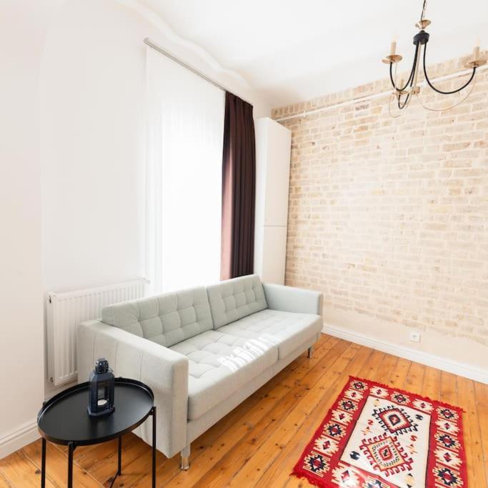 Apartment Istiklal Yakininda Yenilenmis