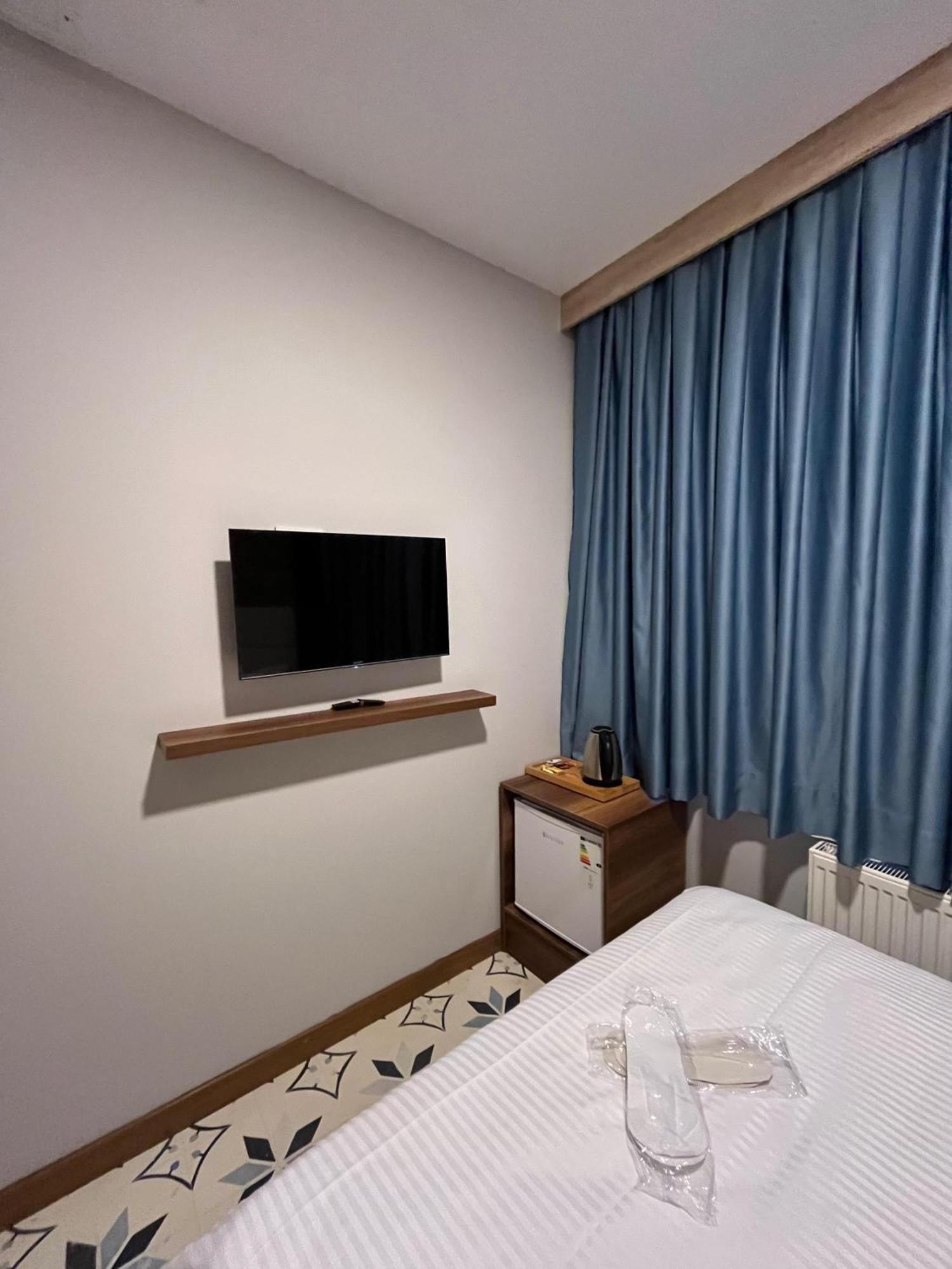 Hotel Andi 2*