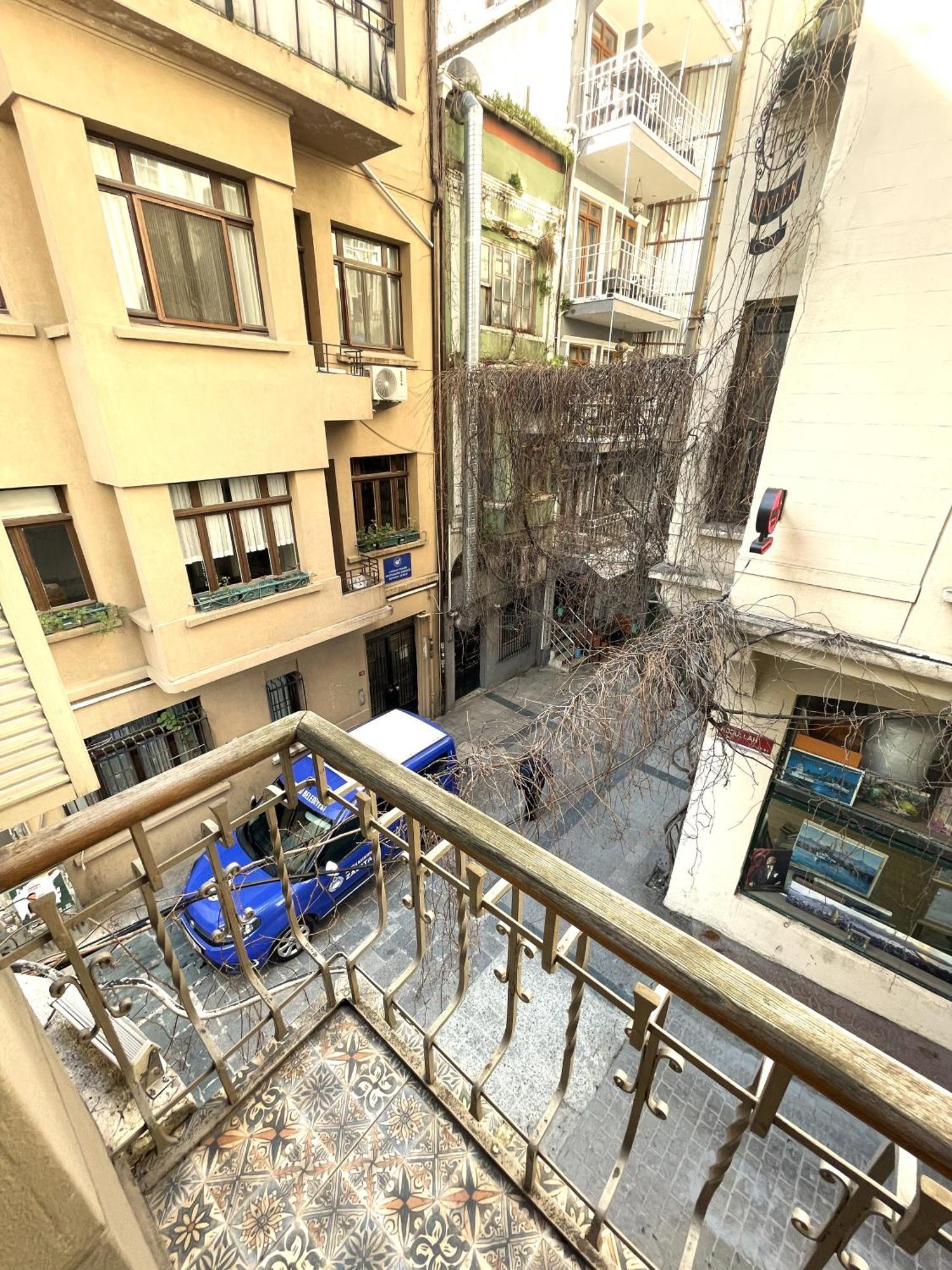 Fuga Constantinidis Apartment Istanbul