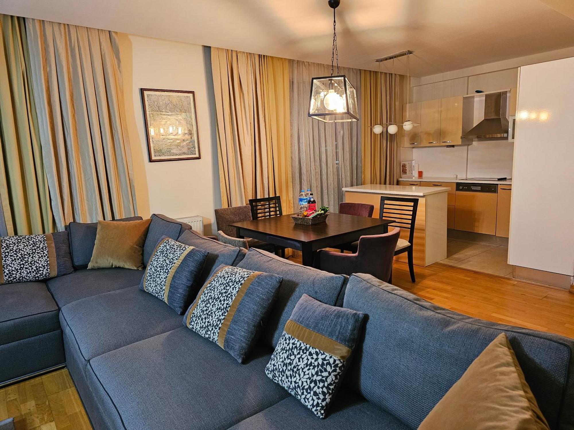 Taksim Perfect Residence, 3 Bedrooms, 140 M2, Pool Gym Sauna Access