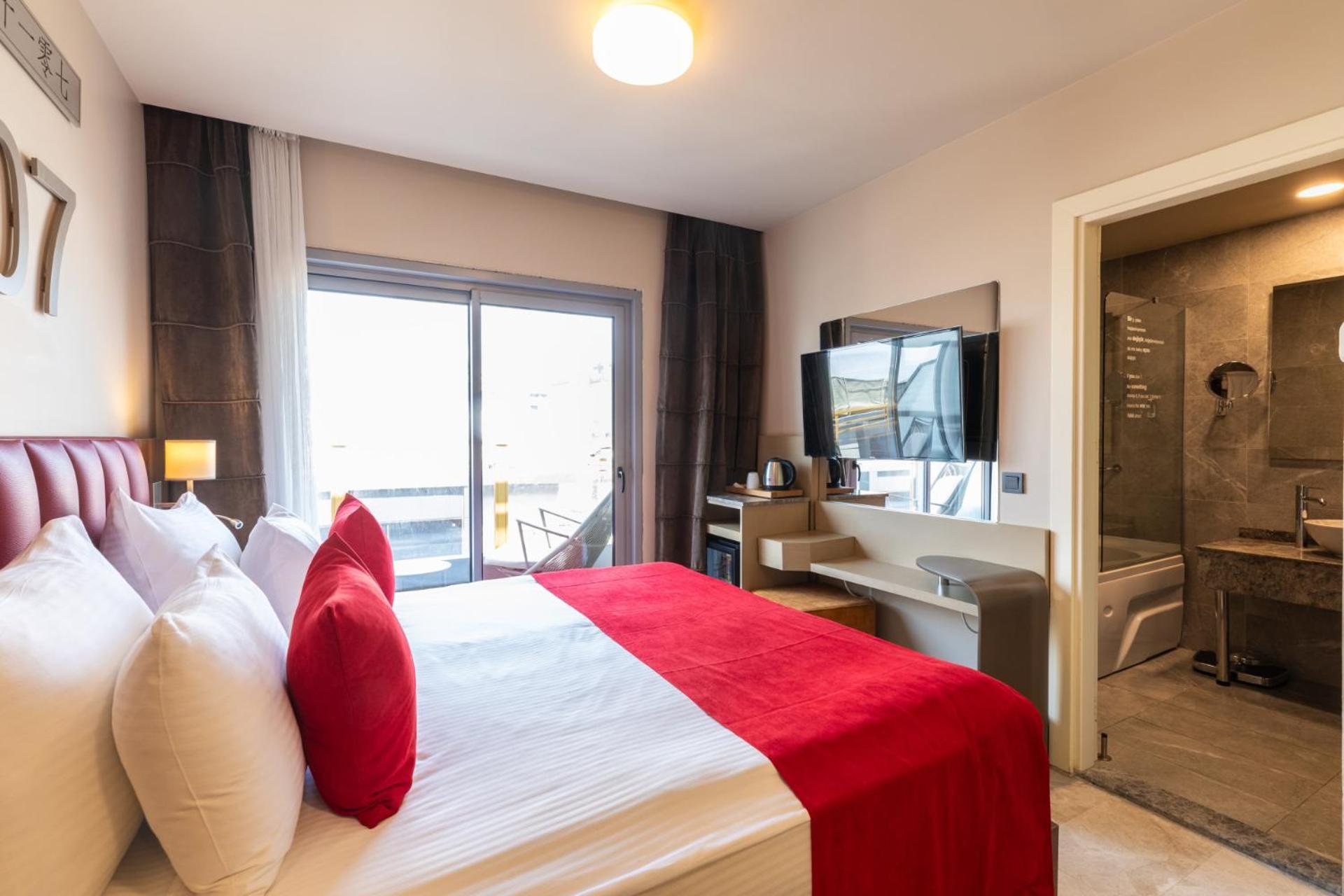 Ramada By Wyndham Pera Taksim 5*