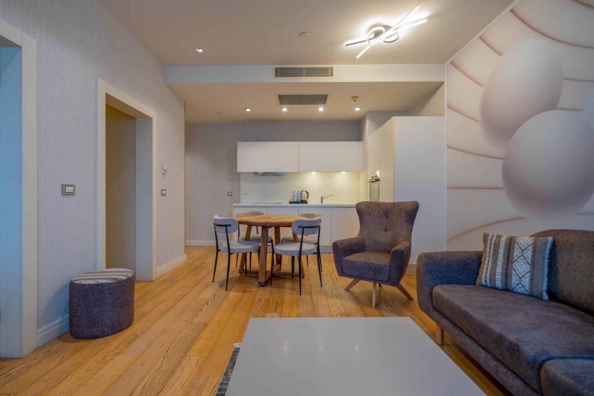 Apartment Ar-mo-ni