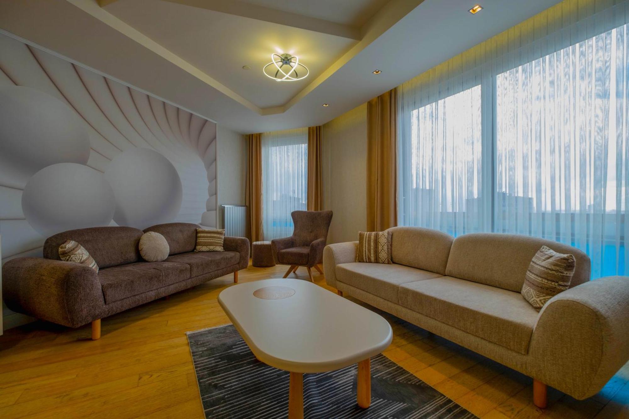 Ar-mo-ni Apartment *