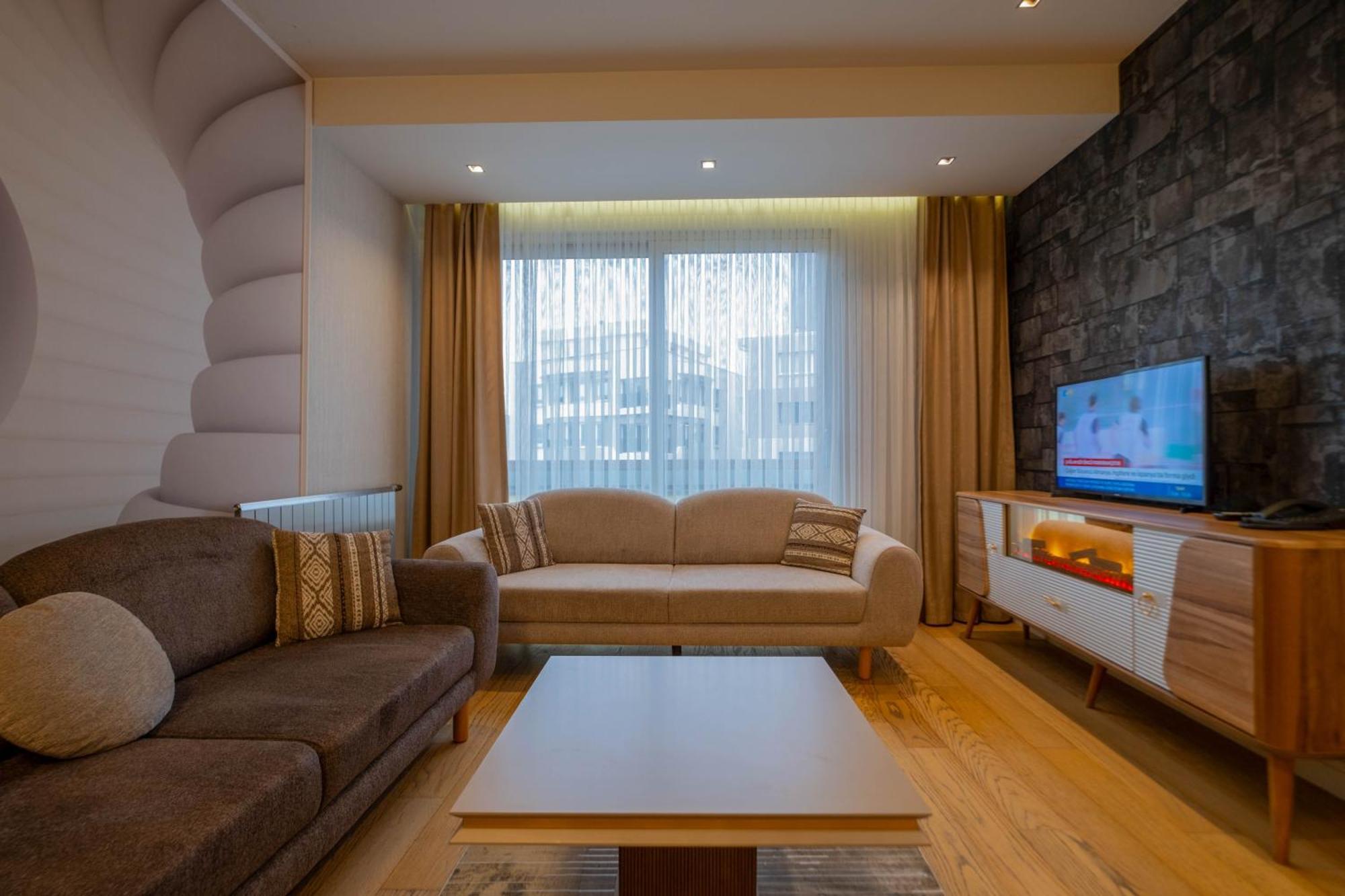 Apartment Ar-mo-ni