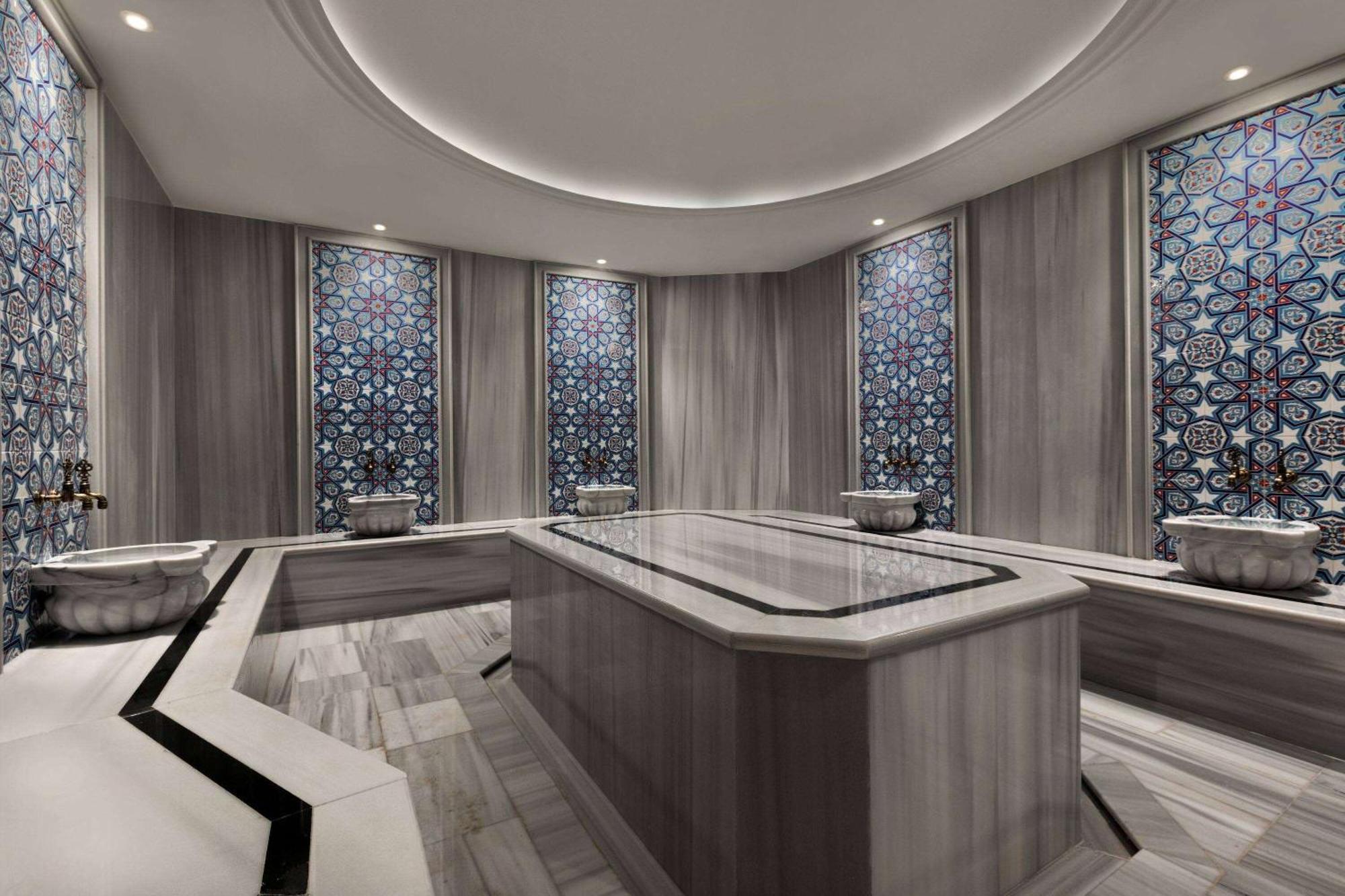 Hotel Ramada Encore By Wyndham Basin Express