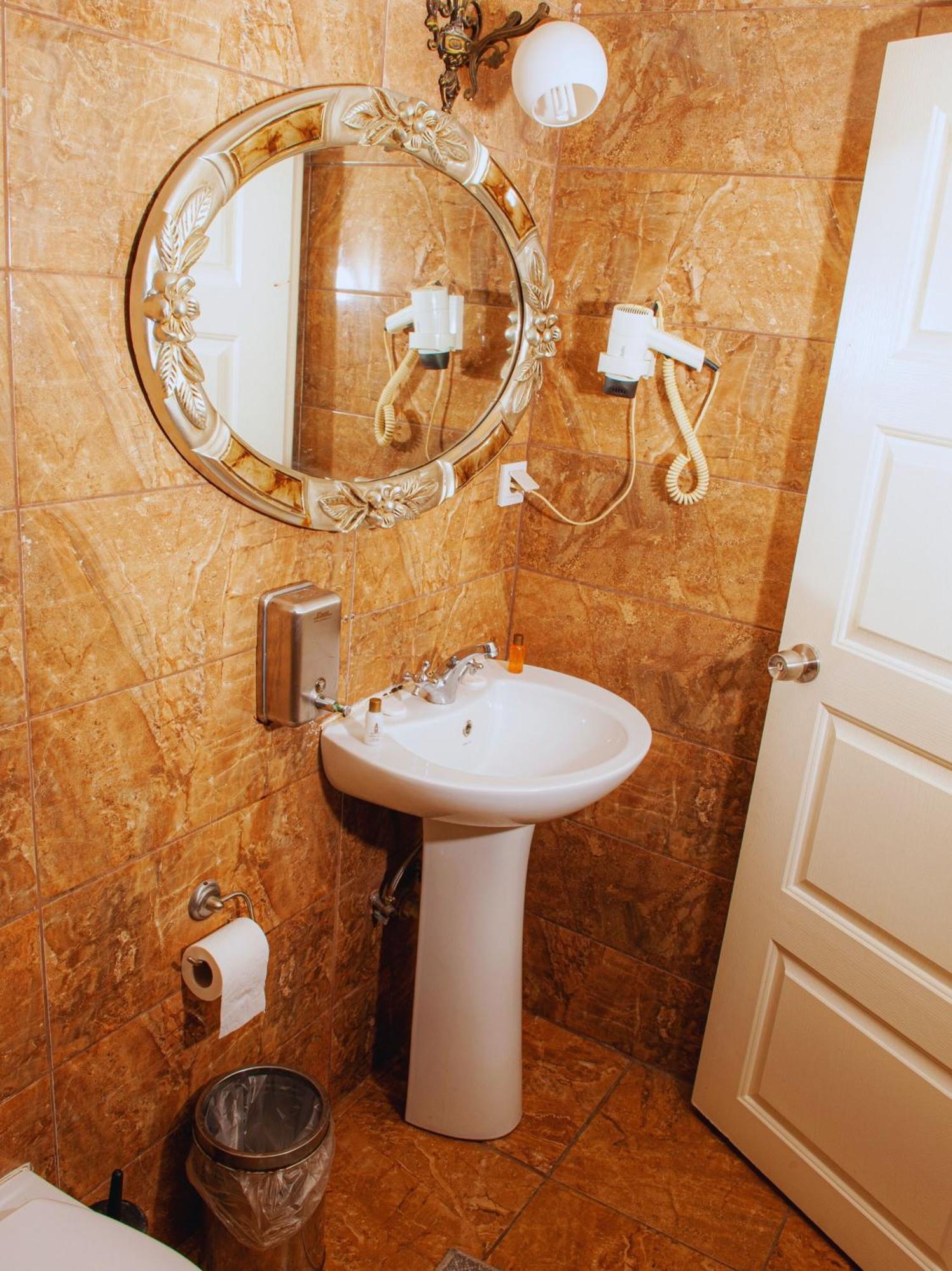 Aparthotel Yesim Suit