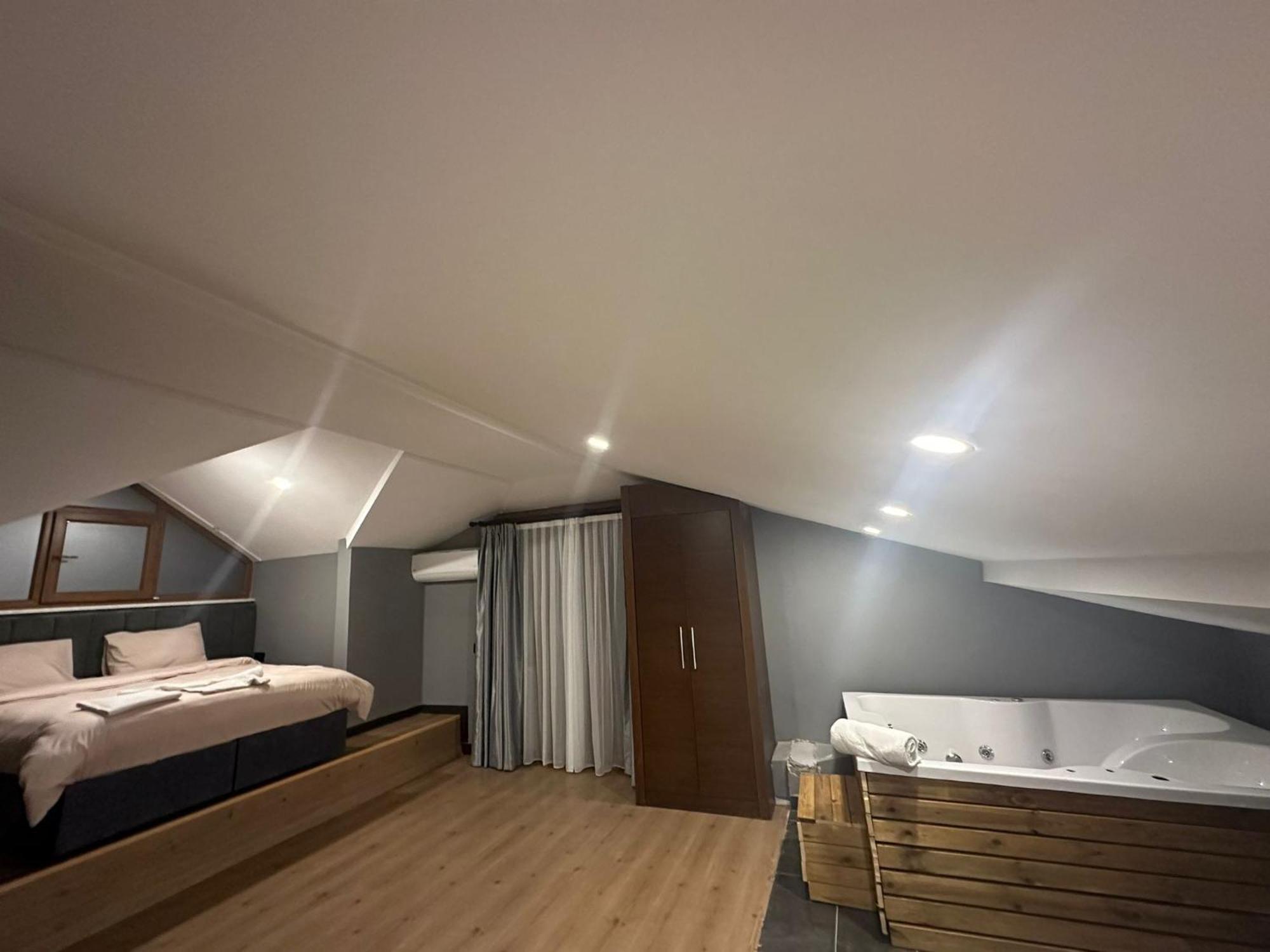 Hotel Park Polonezkoey