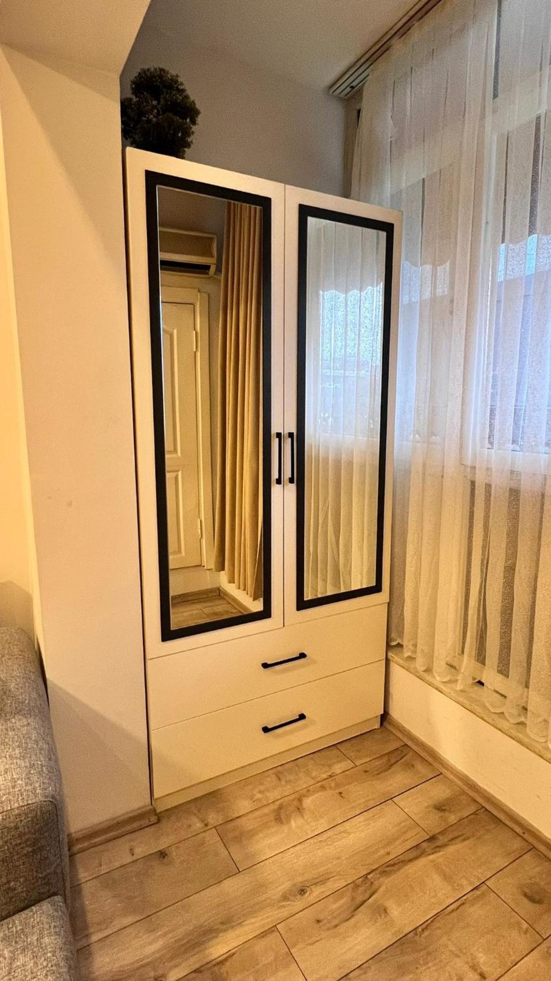 Apartment Kule Apart *