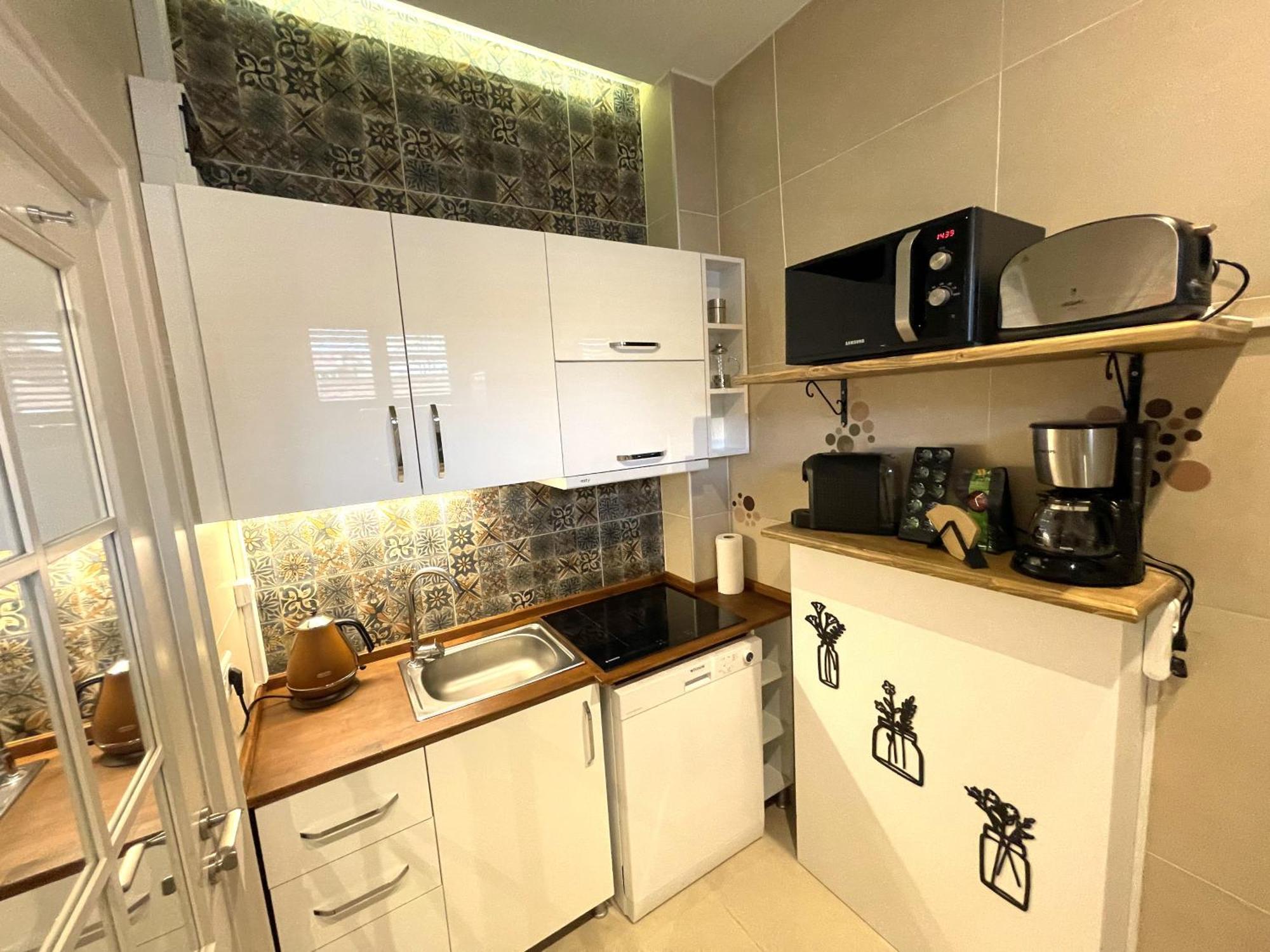 Fuga Constantinidis Apartment